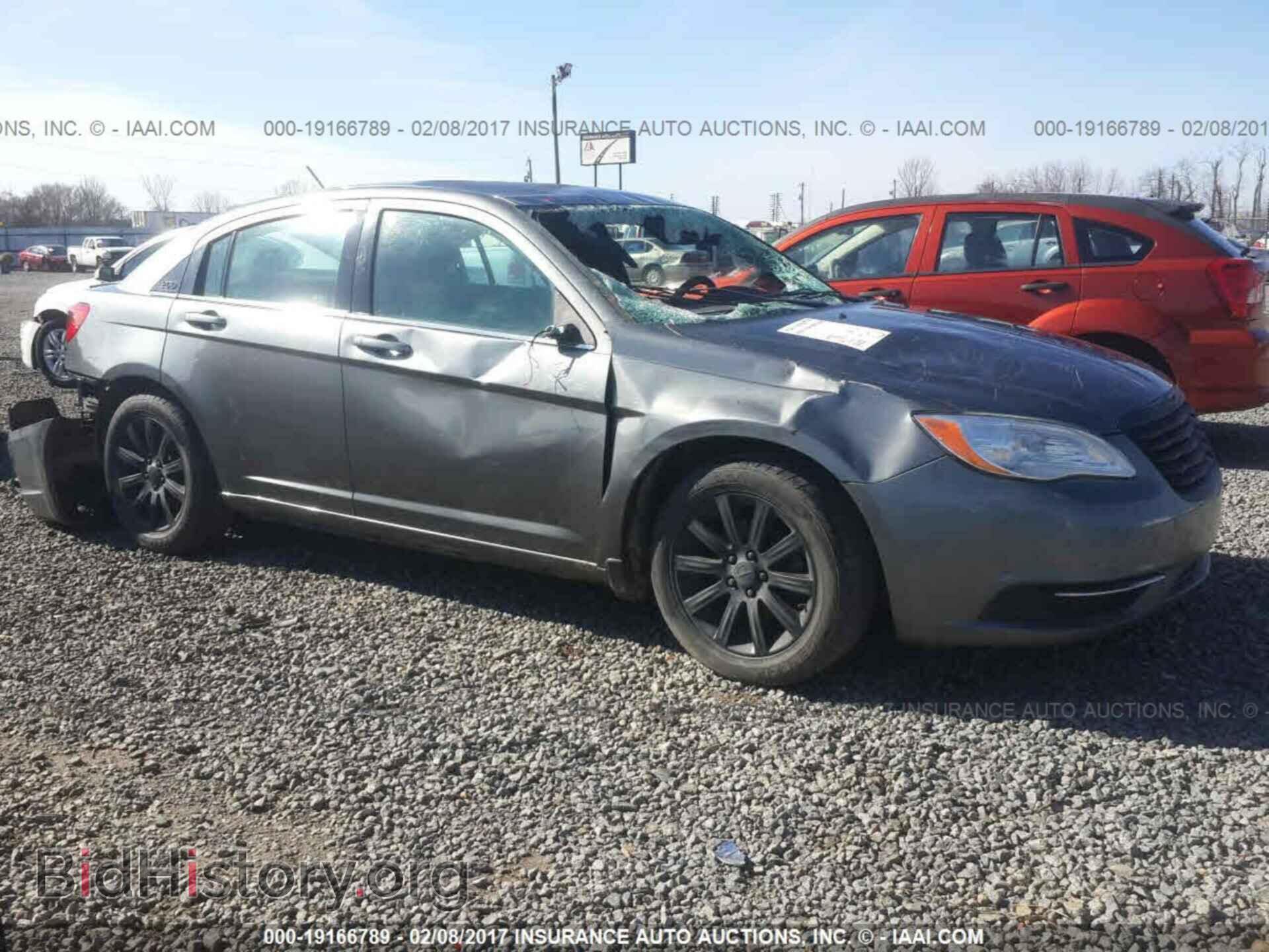 Фотография 1C3CCBBB7DN573506 - Chrysler 200 2013