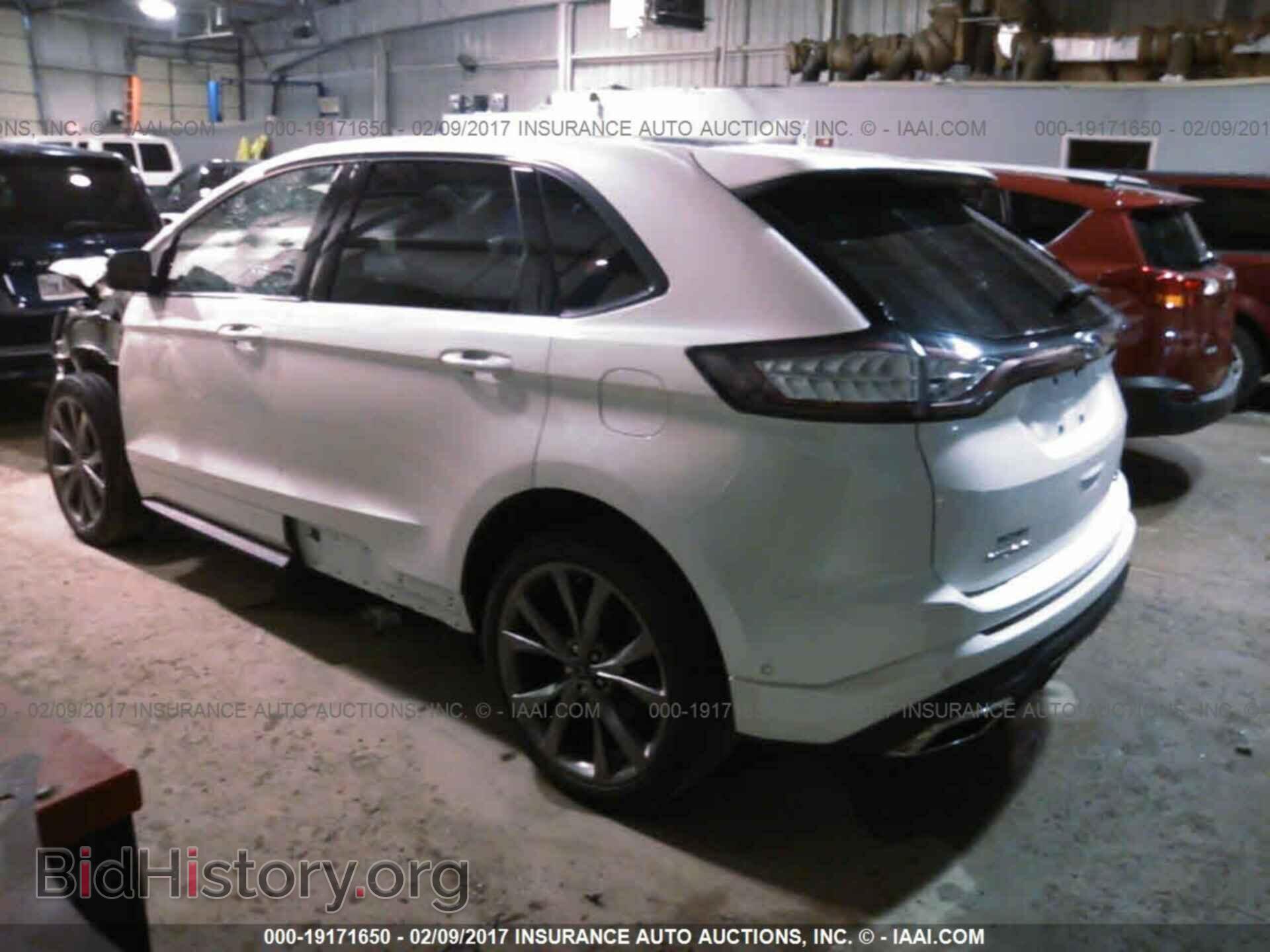 2016 Ford Edge - VIN: 2FMPK4AP4GBB56798 - Photo 3