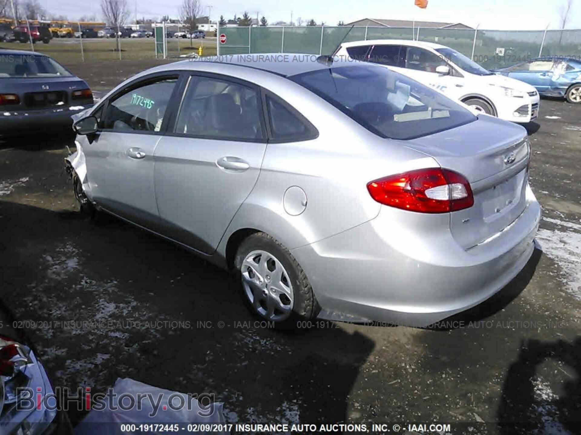 2013 Ford Fiesta - VIN: 3FADP4BJ4DM227551 - Фото 3
