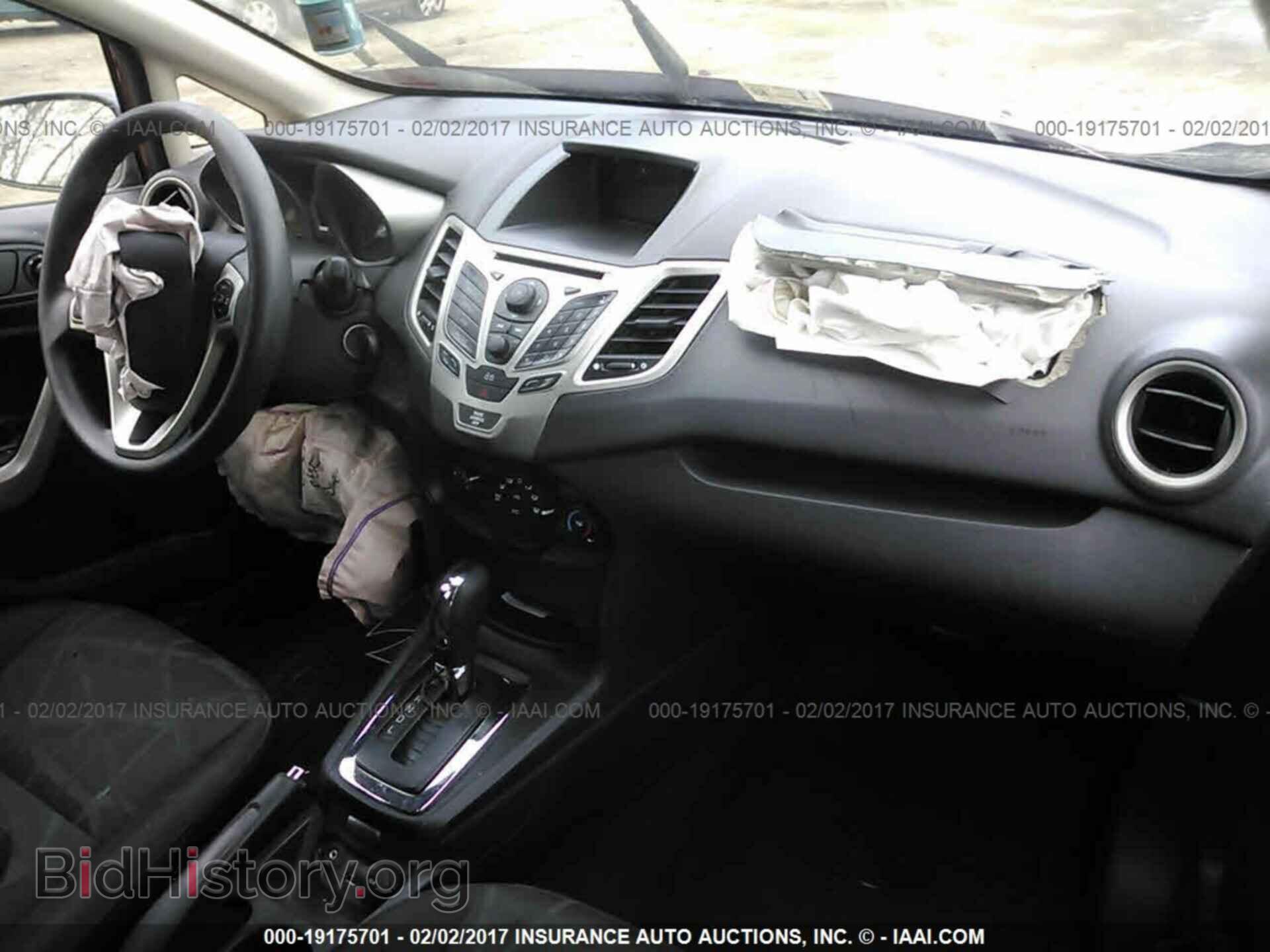 2013 Ford Fiesta - VIN: 3FADP4EJ5DM184043 - Фото 5
