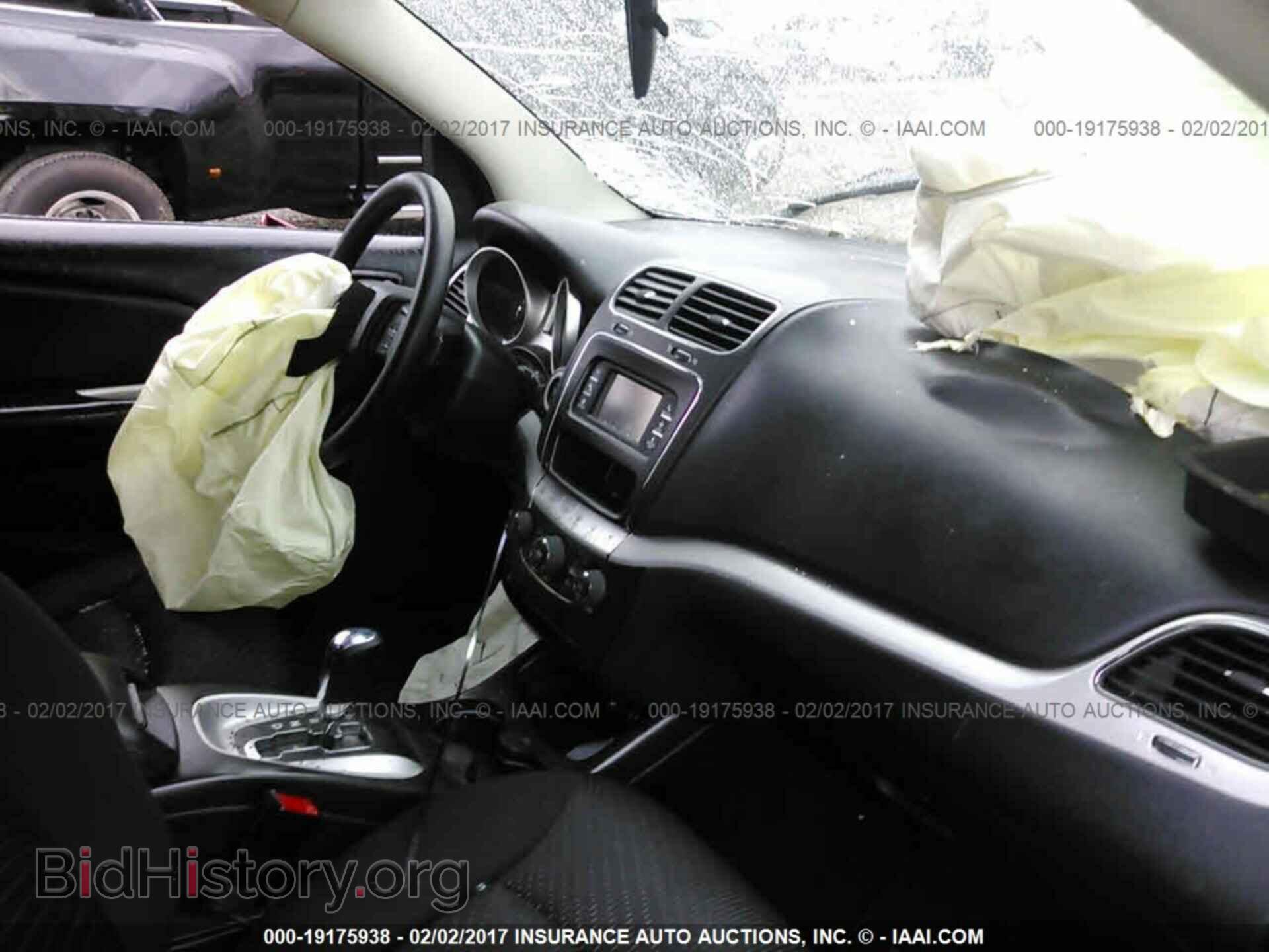 2014 Dodge Journey - VIN: 3C4PDCBB4ET180709 - Photo 5