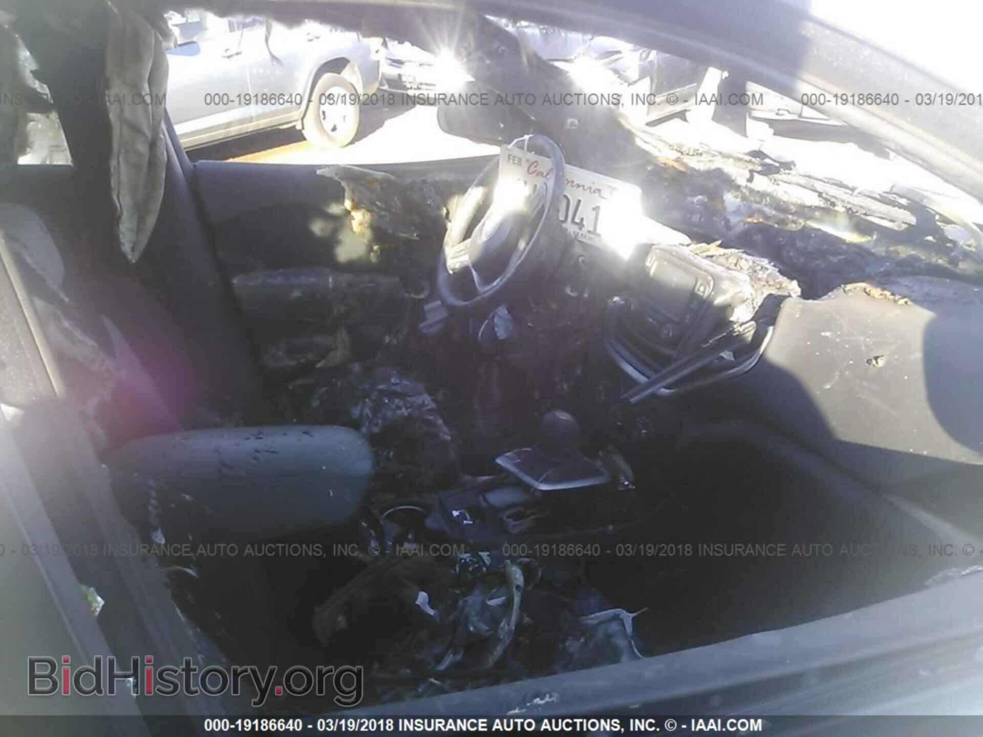 2014 Jeep Cherokee - VIN: 1C4PJMAB5EW187579 - Фото 5
