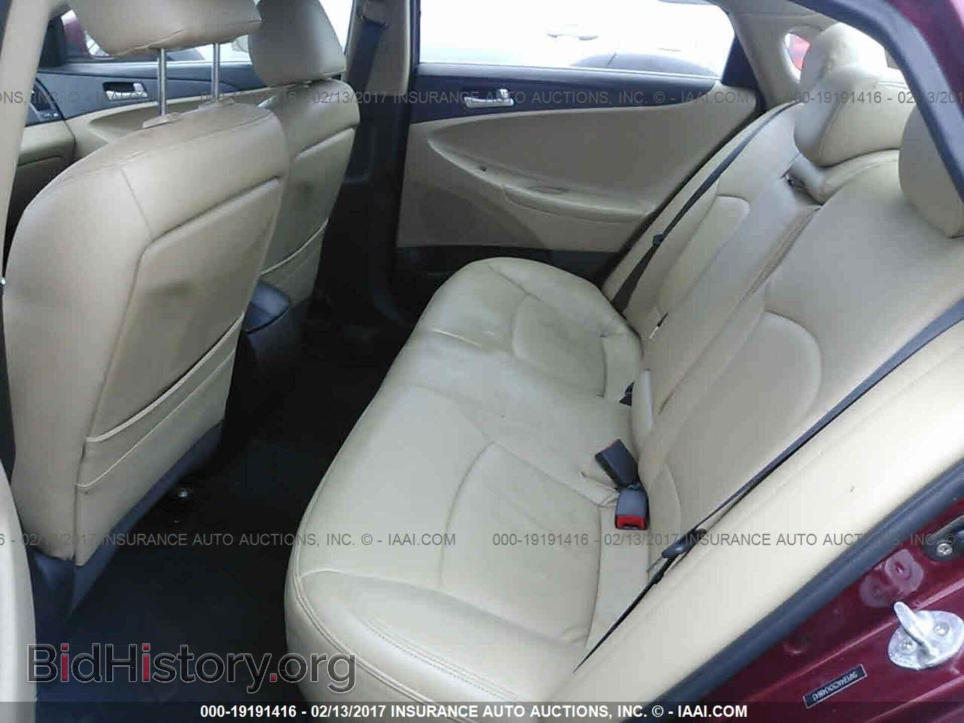 2012 Hyundai Sonata - VIN: 5NPEB4AC5CH348643 - Photo 8