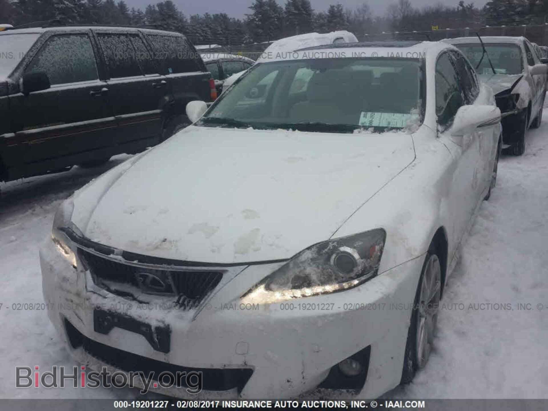 2012 Lexus Is - VIN: JTHCF5C27C2035762 - Photo 2