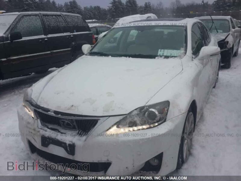 2012 Lexus IS (VIN JTHCF5C27C2035762) — photo 2 of 10