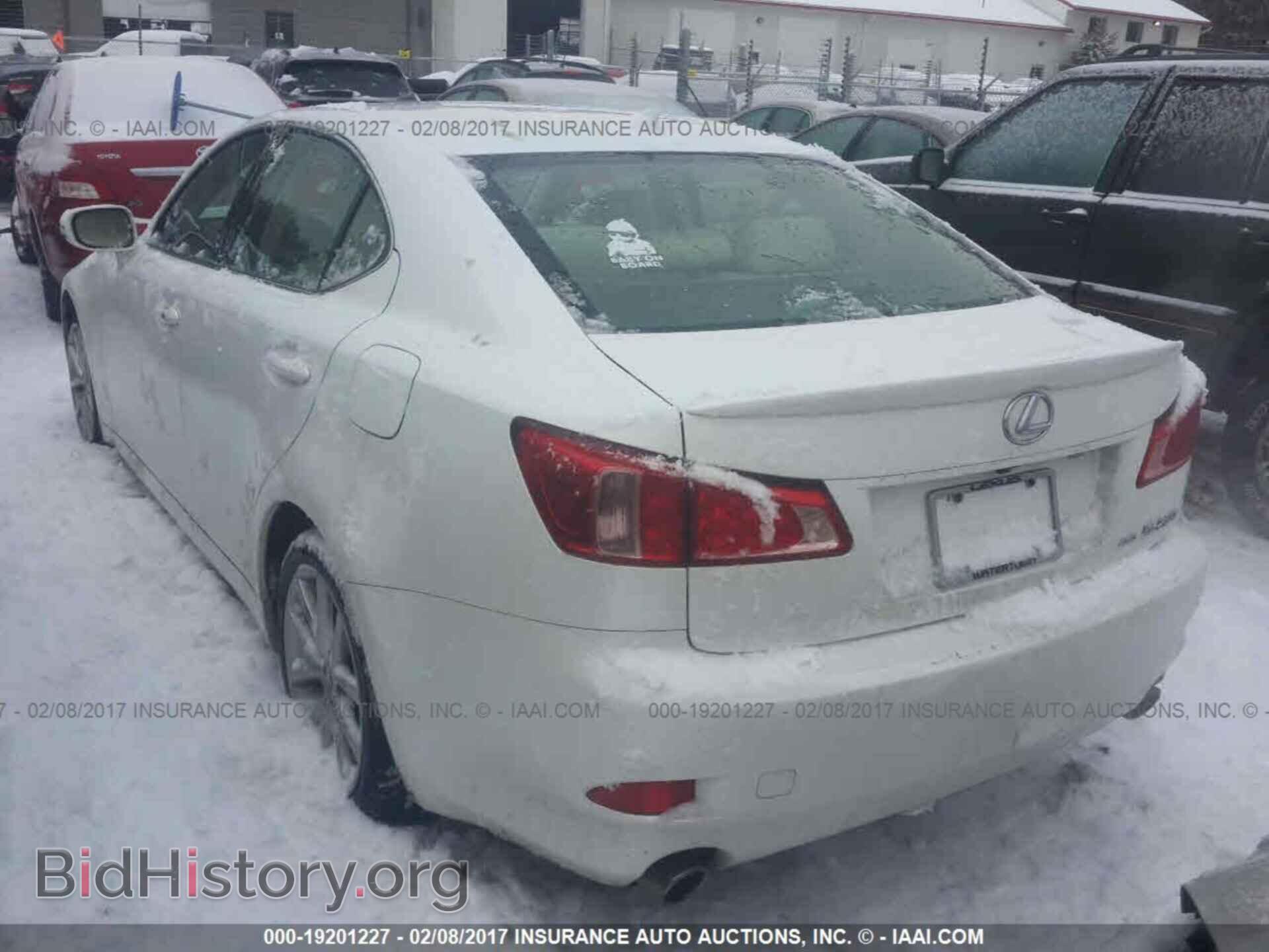 2012 Lexus Is - VIN: JTHCF5C27C2035762 - Photo 3