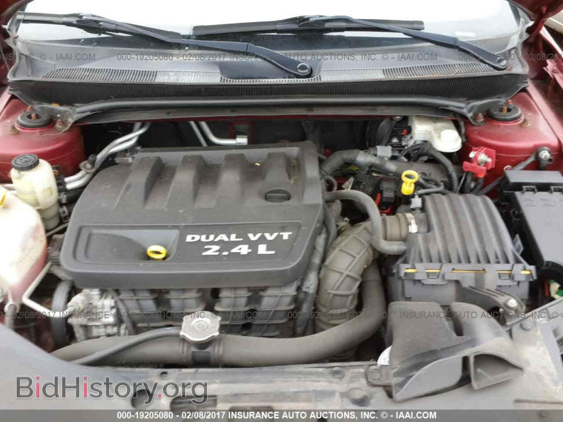 2013 Chrysler 200 - VIN: 1C3CCBBB3DN732103 - Фото 10