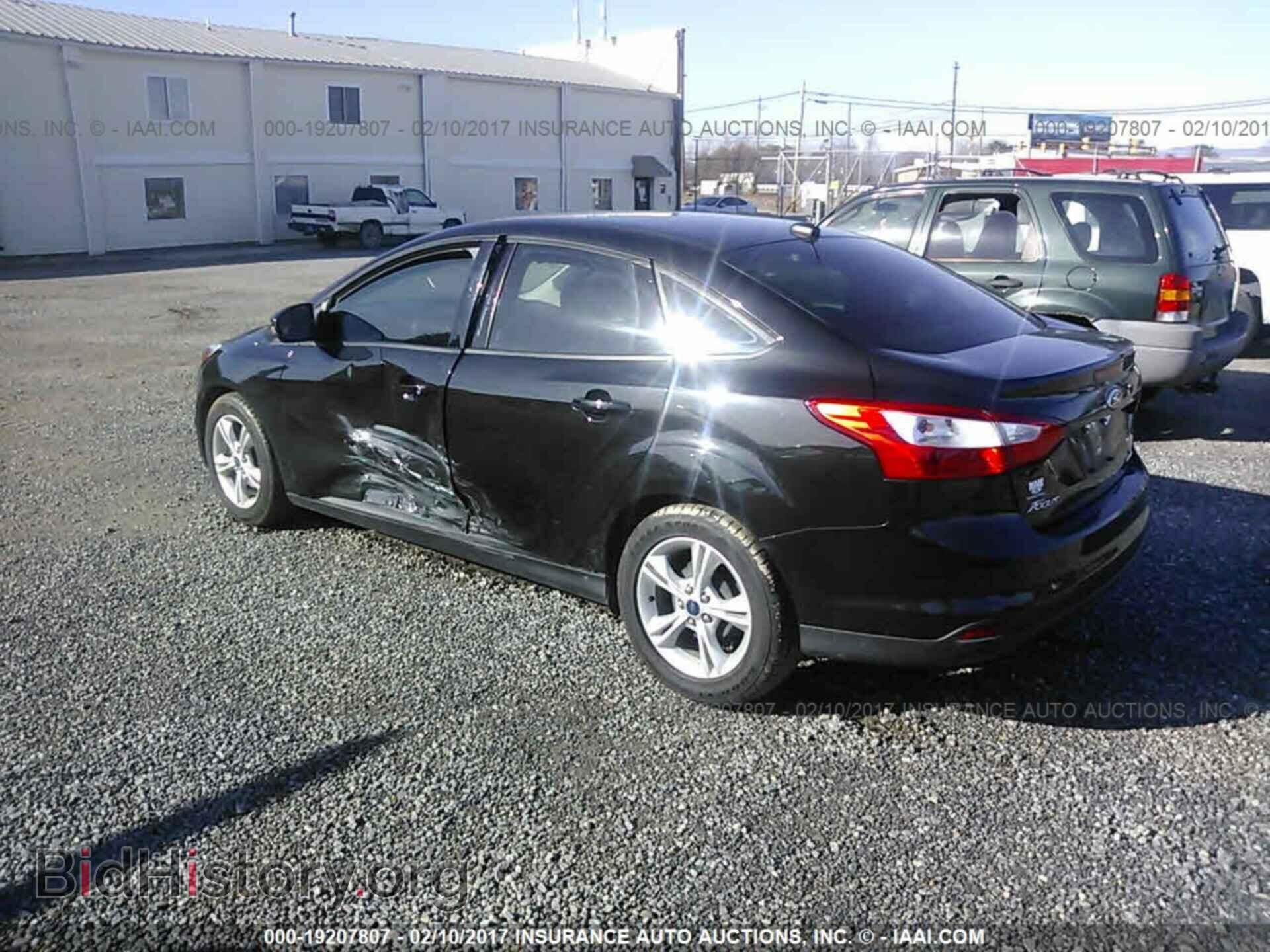 2014 Ford Focus - VIN: 1FADP3F29EL414459 - Фото 3