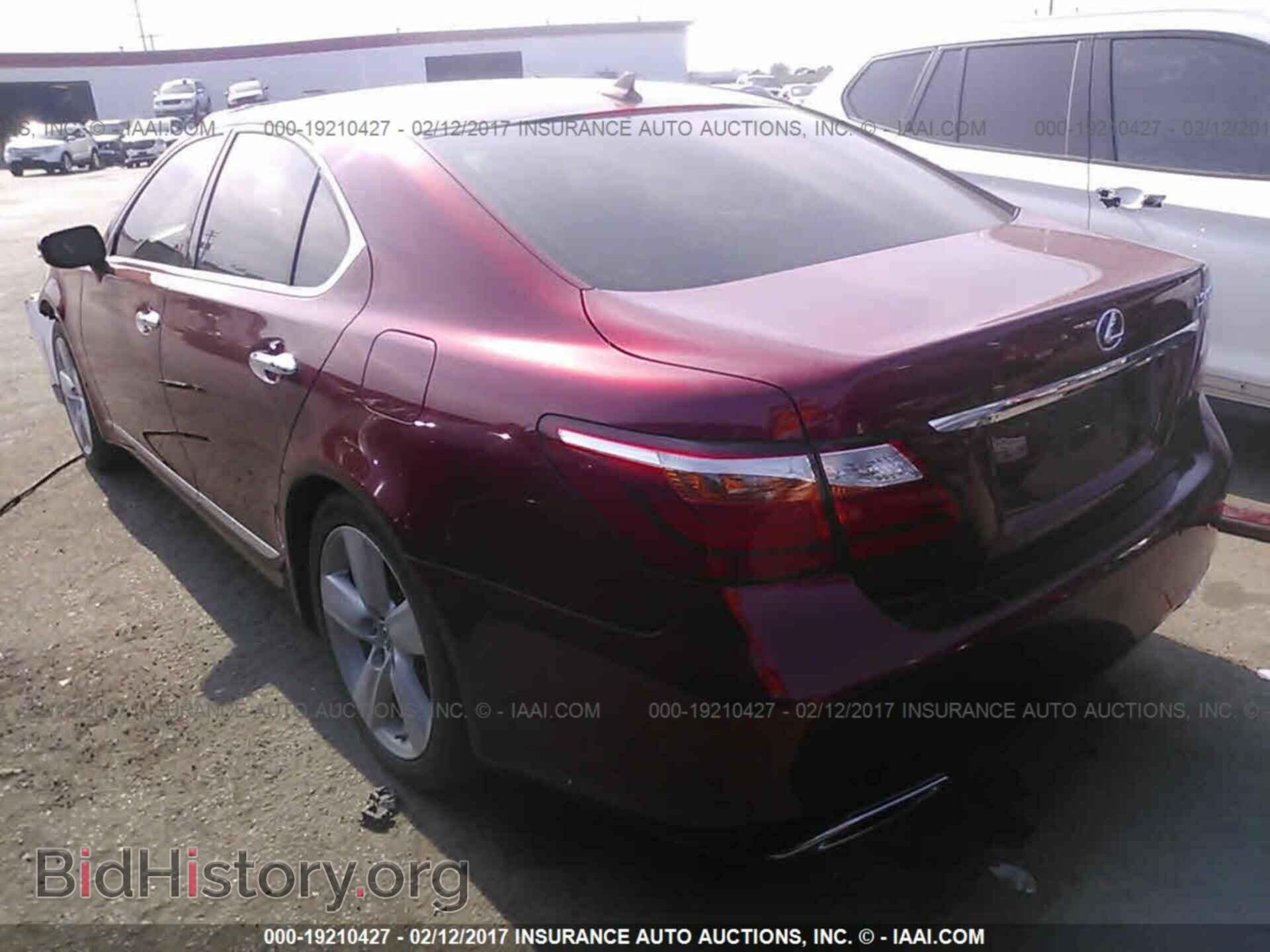 2011 Lexus Ls - VIN: JTHBL5EF7B5105956 - Photo 3