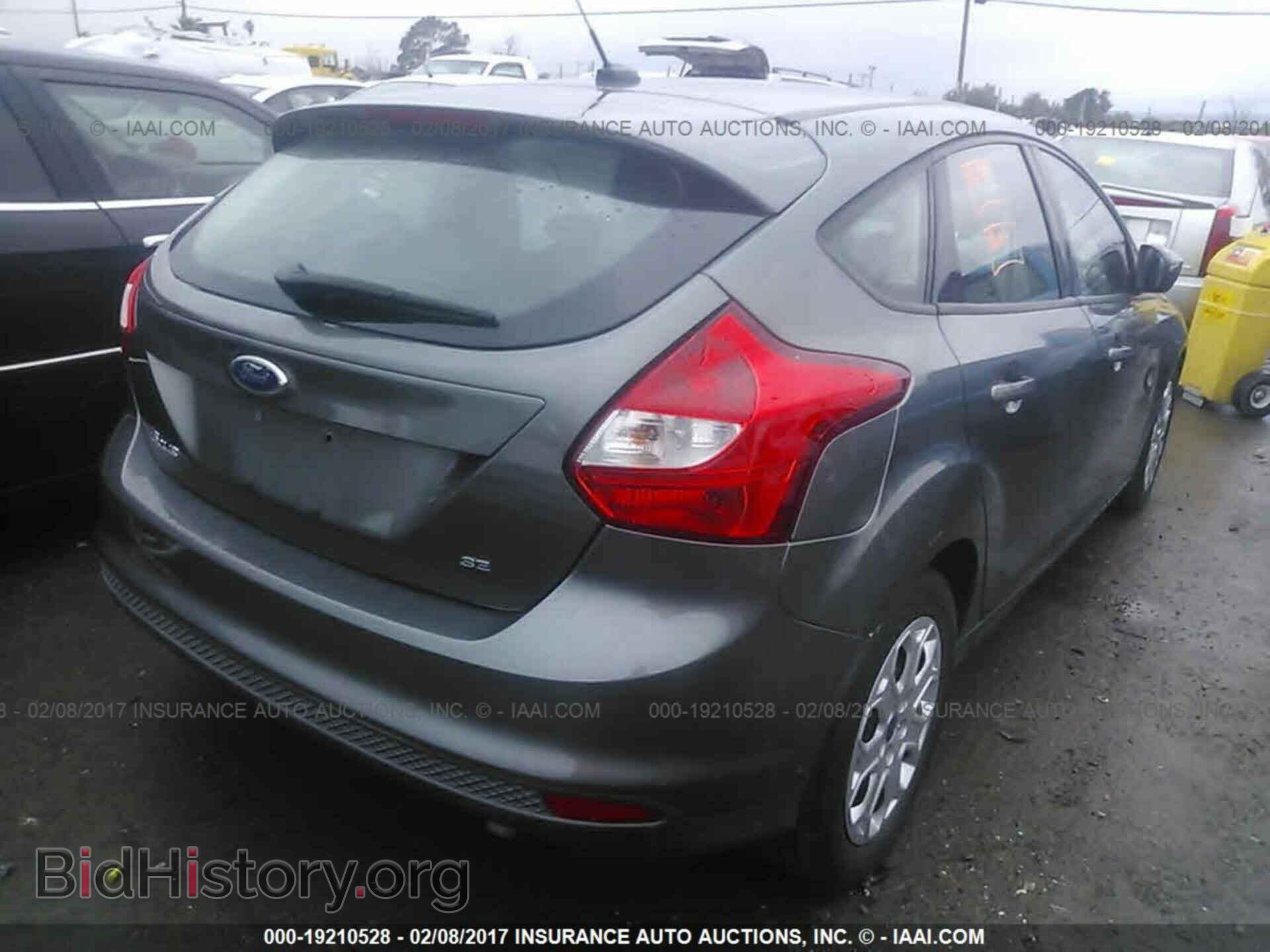 2012 Ford Focus - VIN: 1FAHP3K22CL314563 - Photo 4
