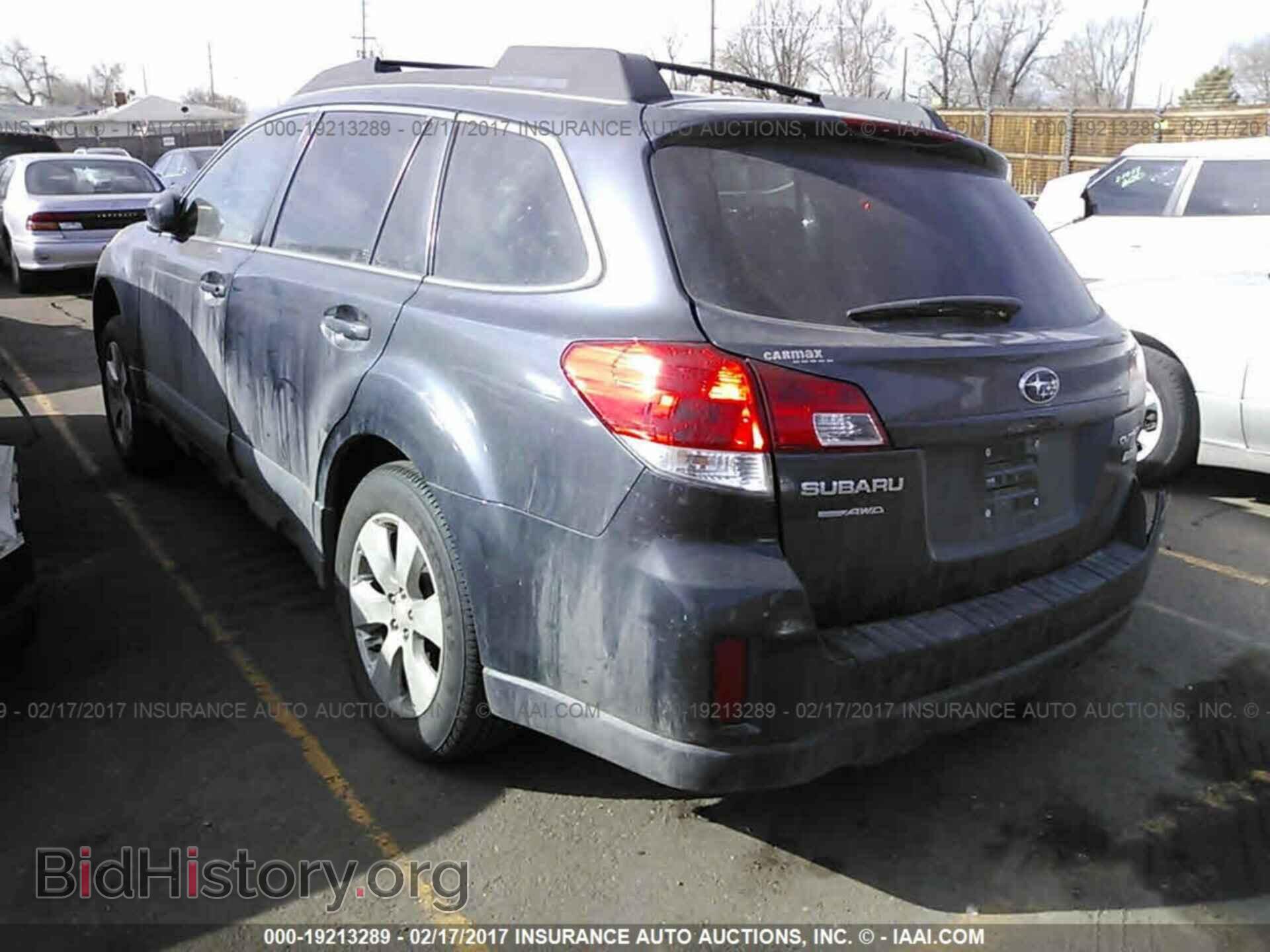 2011 Subaru Outback - VIN: 4S4BRBBC9B3335532 - Фото 3