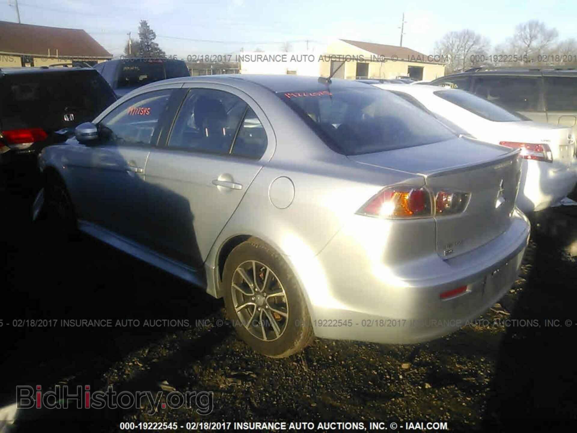 2015 Mitsubishi Lancer - VIN: JA32V2FW9FU022032 - Фото 3