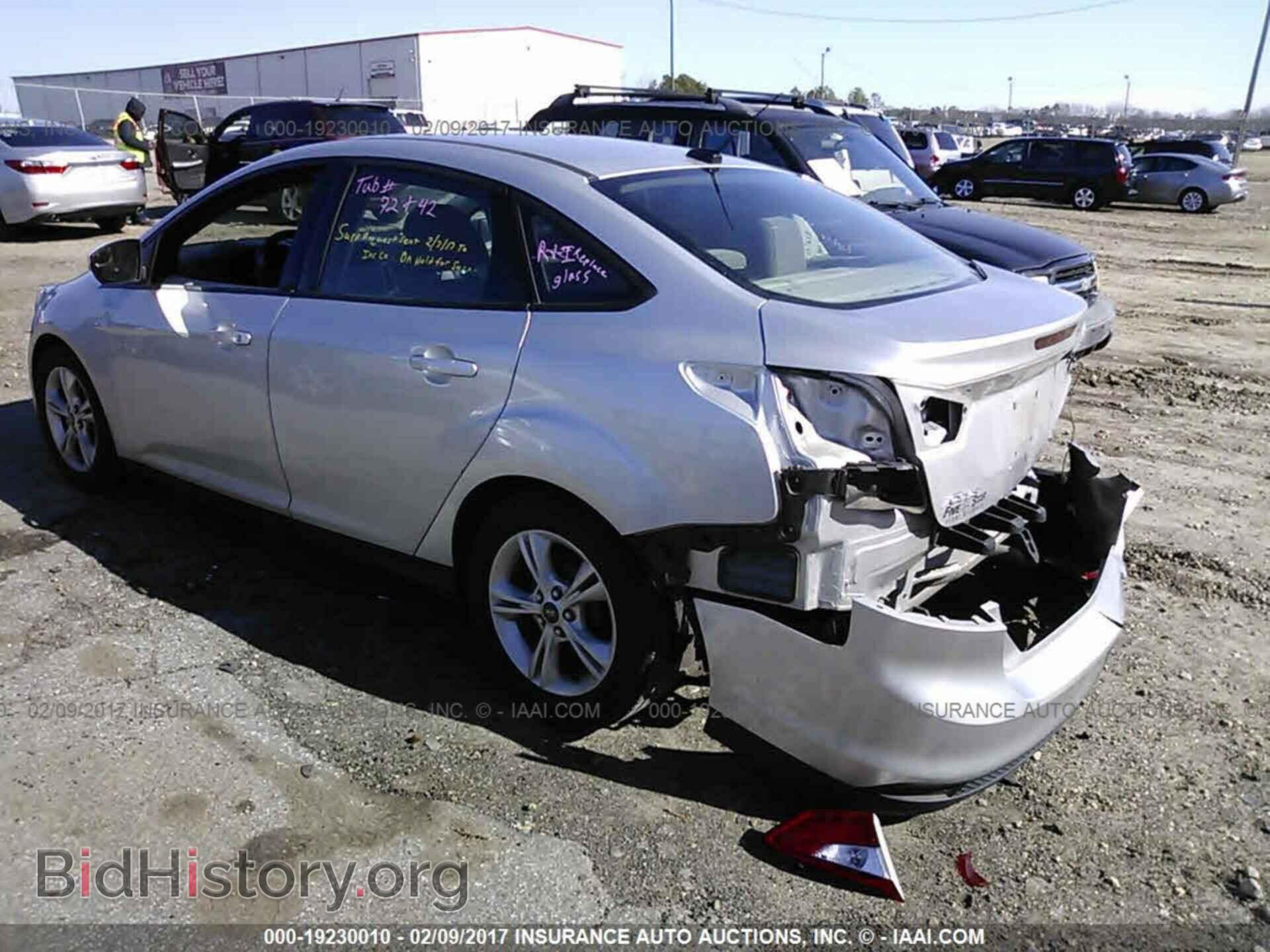 2014 Ford Focus - VIN: 1FADP3F27EL446861 - Фото 3