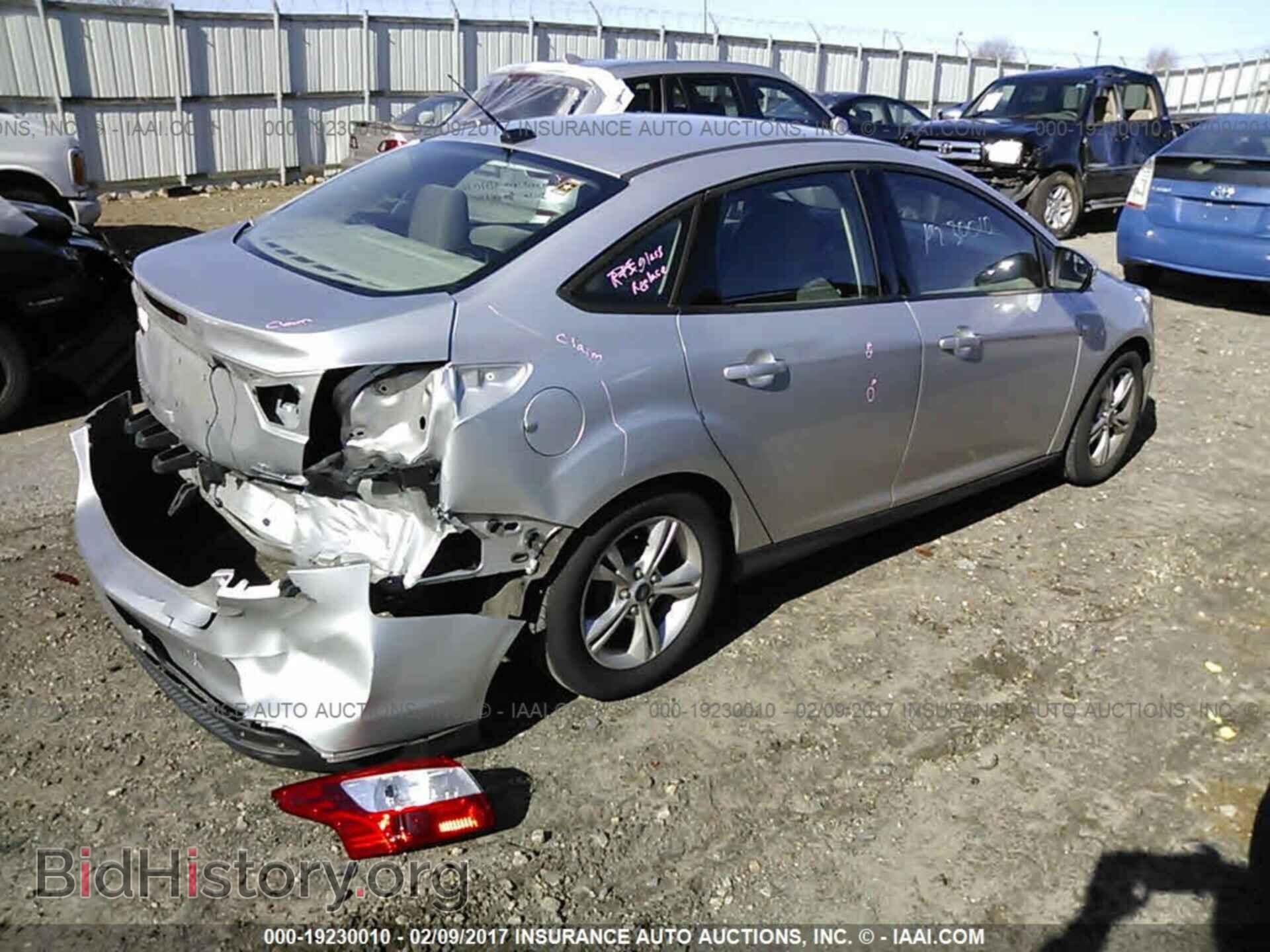 2014 Ford Focus - VIN: 1FADP3F27EL446861 - Фото 4