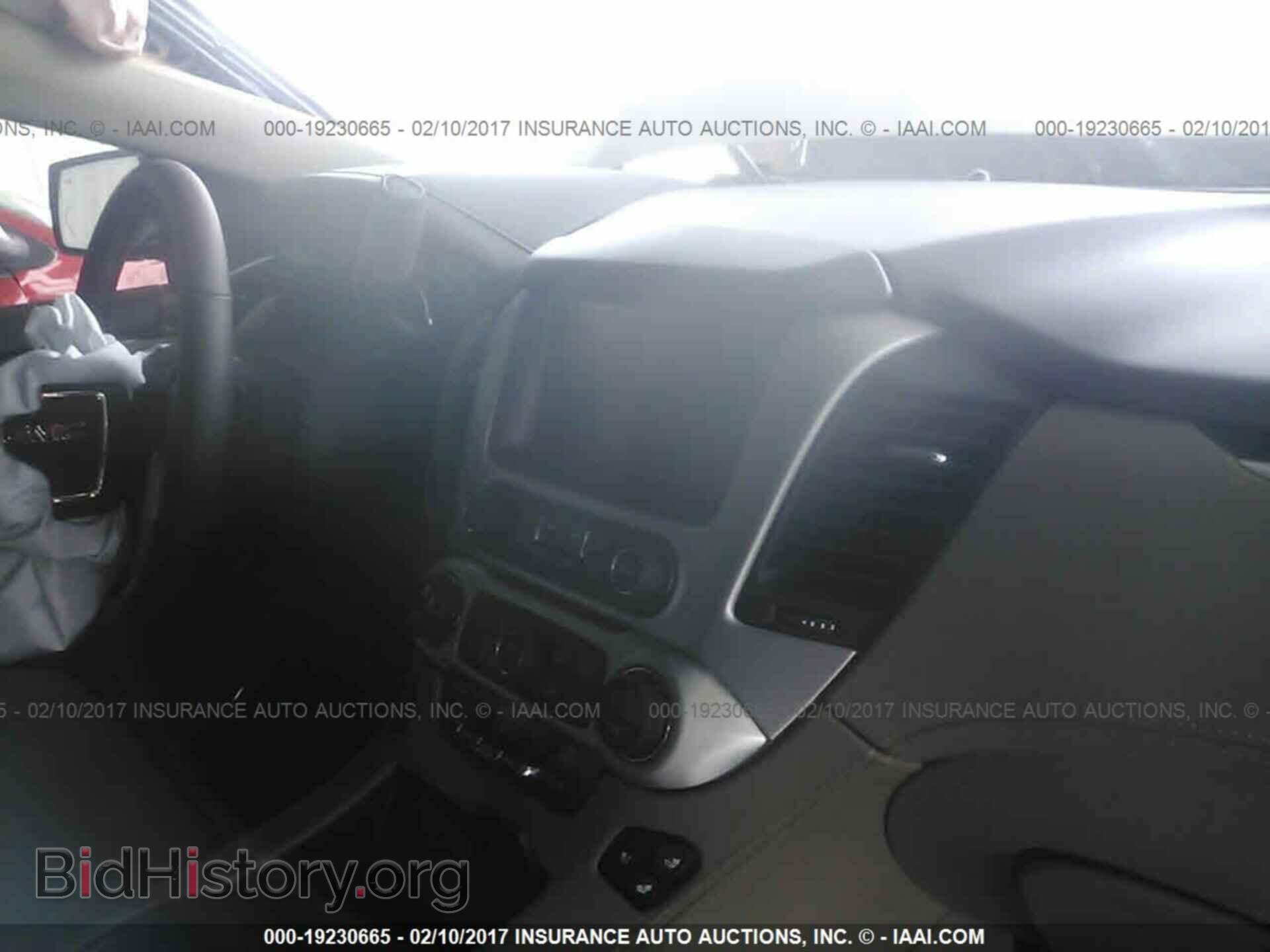 2017 Gmc Yukon - VIN: 1GKS2BKC0HR172370 - Фото 5