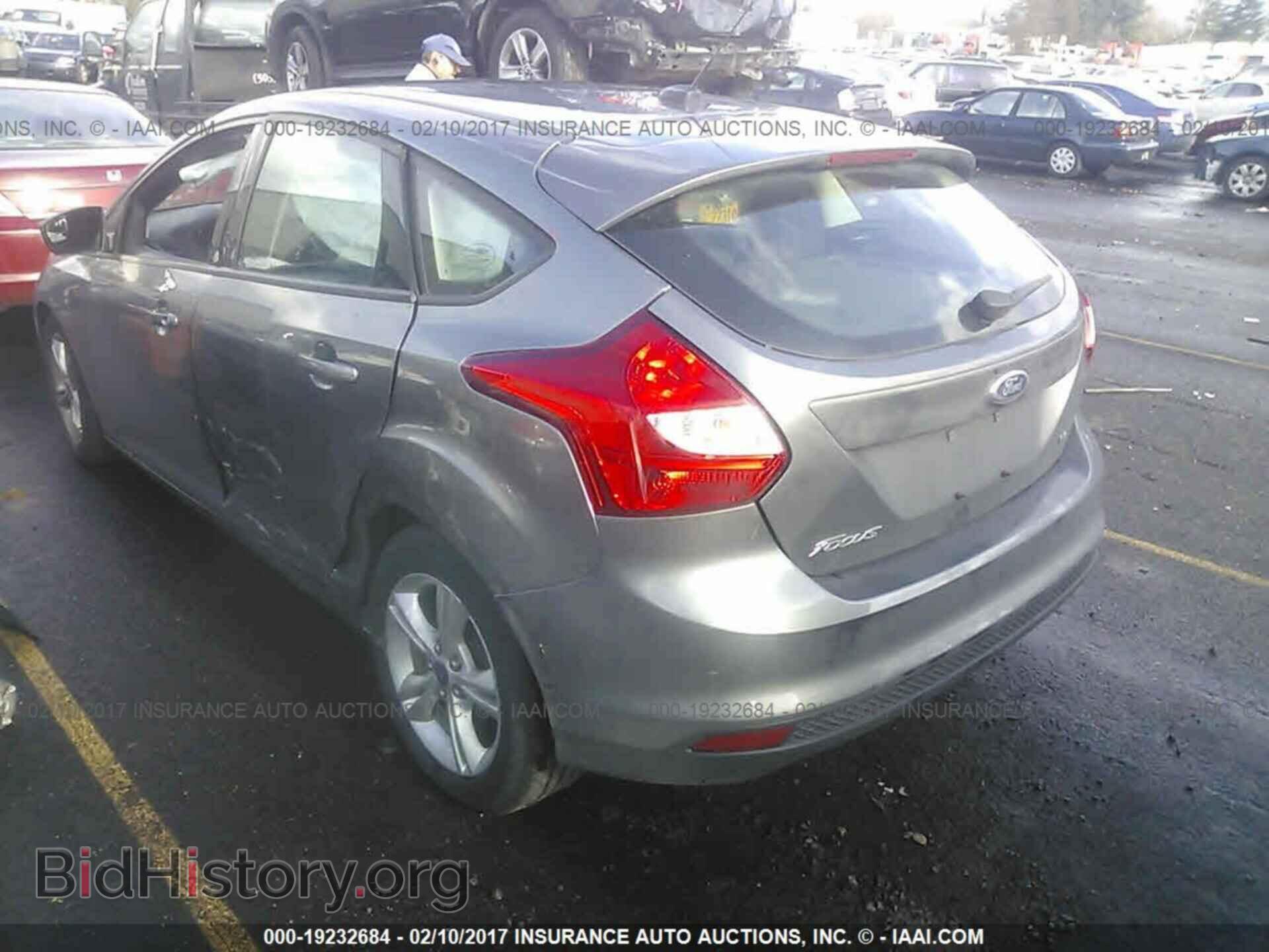 2014 Ford Focus - VIN: 1FADP3K28EL156957 - Photo 3