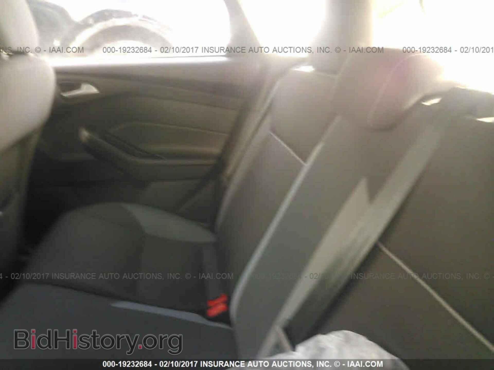 2014 Ford Focus - VIN: 1FADP3K28EL156957 - Photo 8