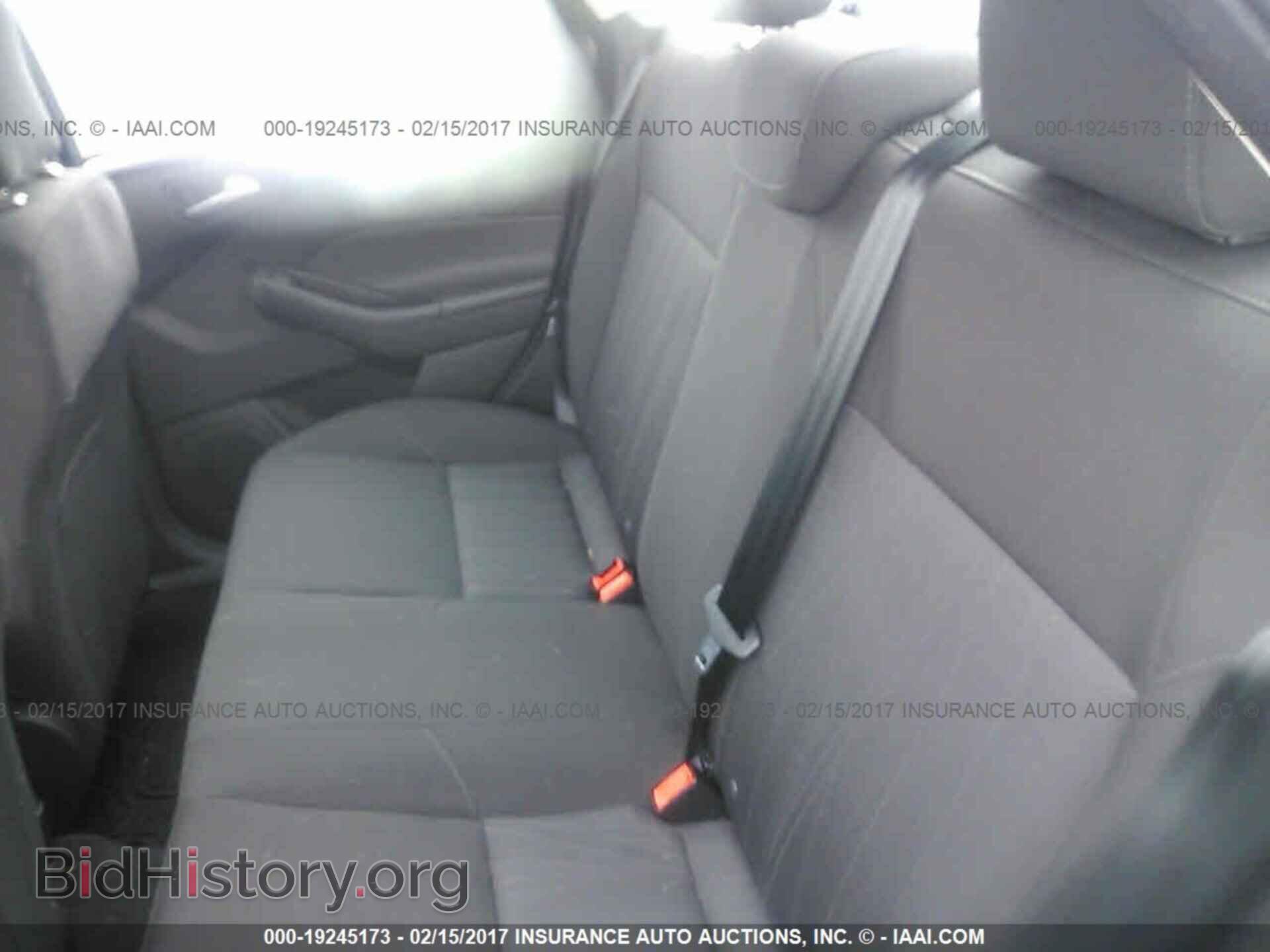 2016 Ford Focus - VIN: 1FADP3F25GL392222 - Photo 8