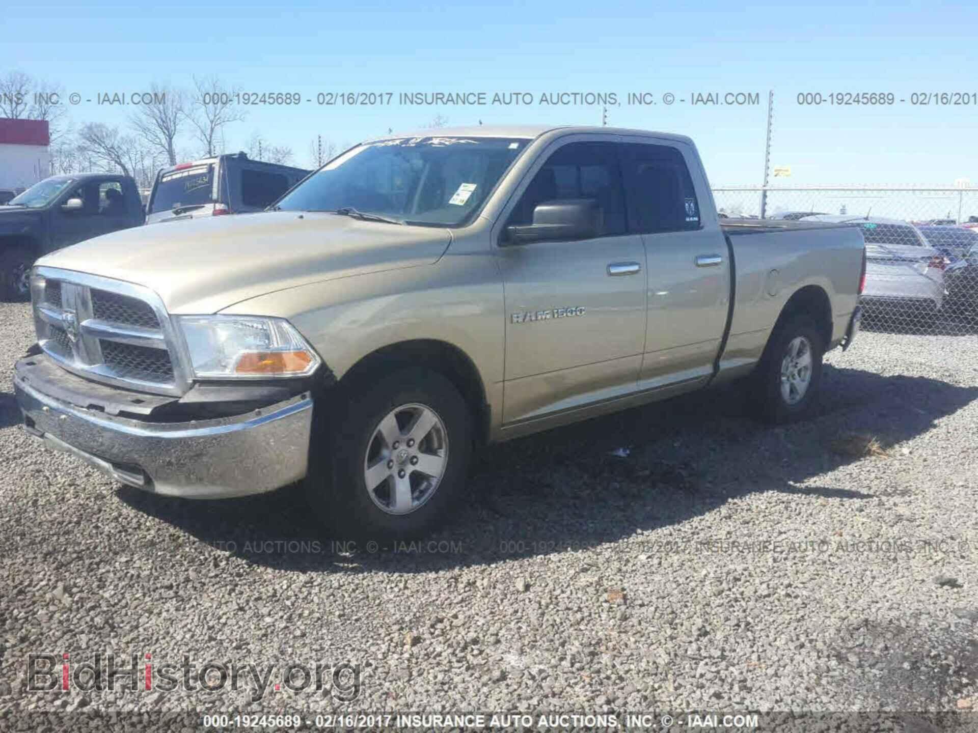 2011 Dodge Ram 1500 - VIN: 1D7RB1GP8BS656972 - Фото 2