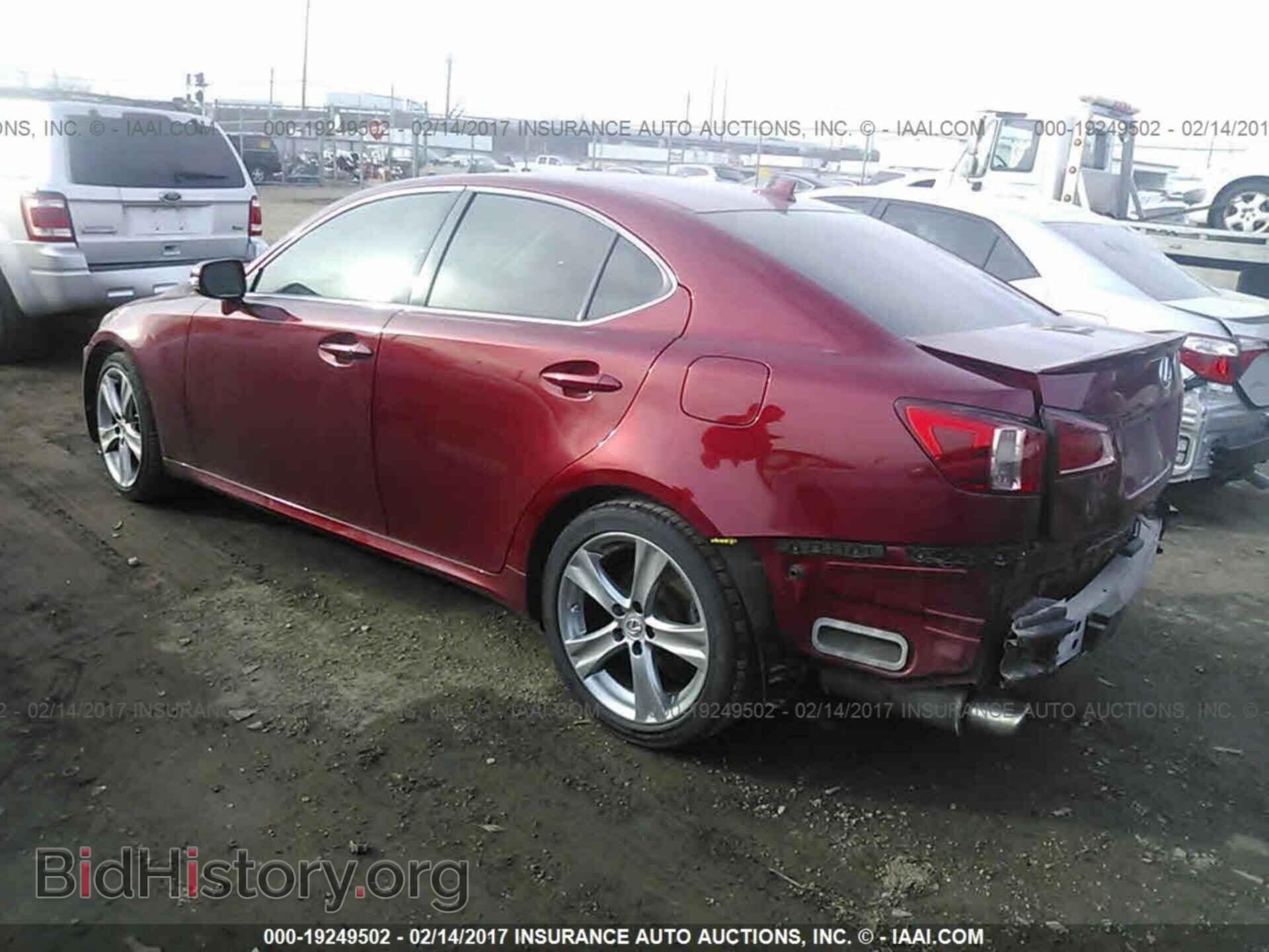 2011 Lexus Is - VIN: JTHBF5C22B5156000 - Photo 3