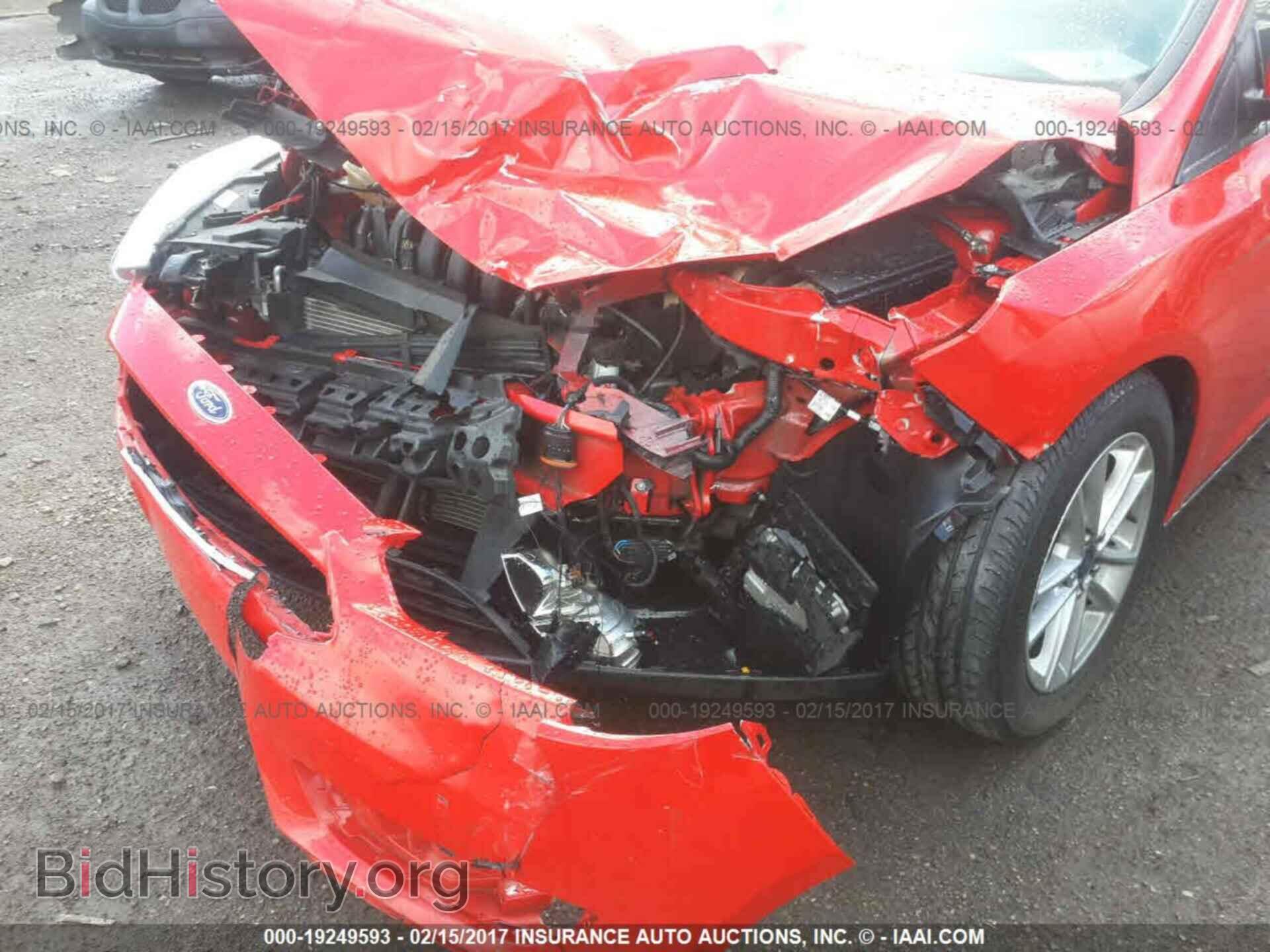 2016 Ford Focus - VIN: 1FADP3F21GL220446 - Photo 6