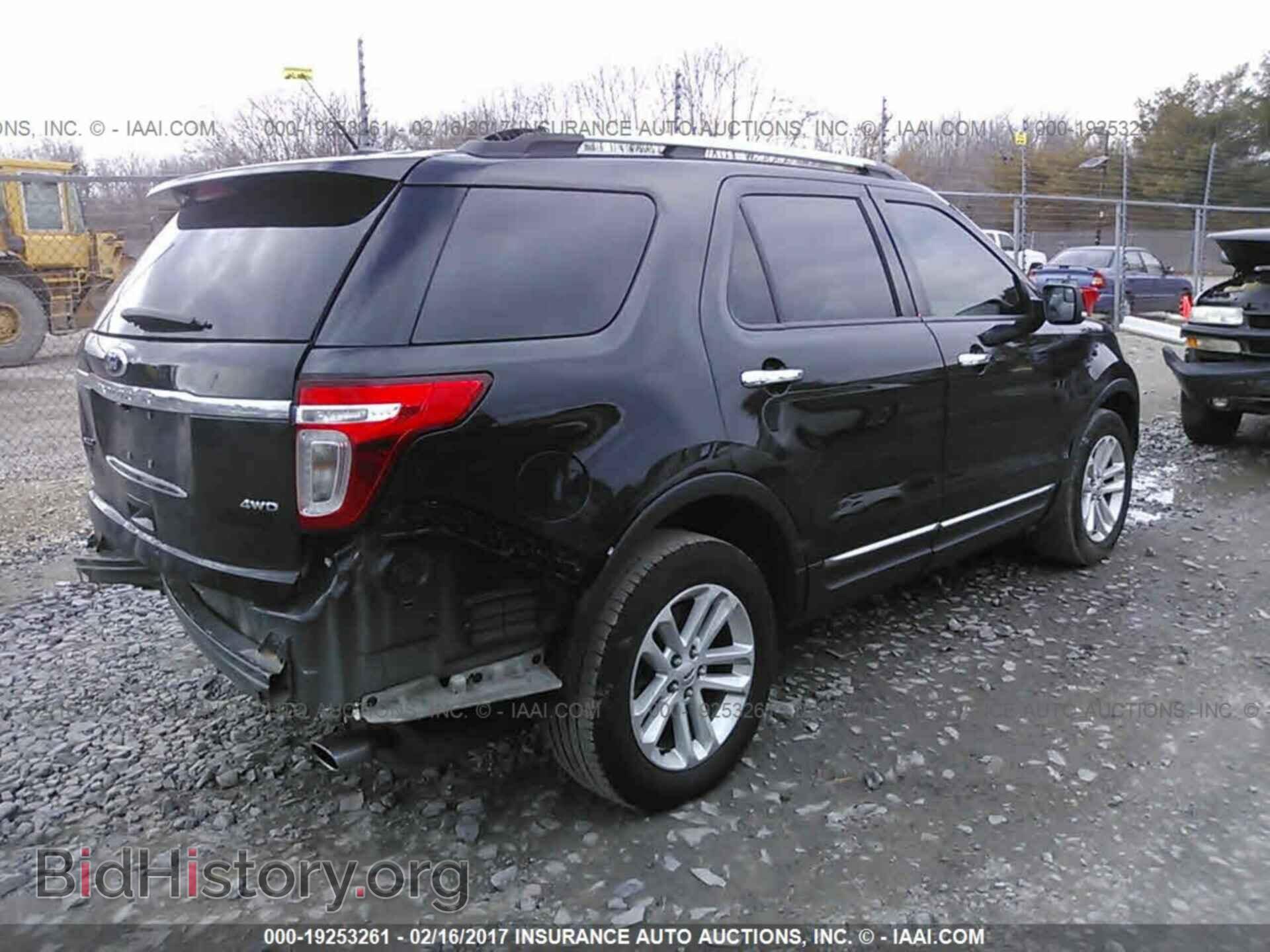 2015 Ford Explorer - VIN: 1FM5K8D84FGA30709 - Photo 4