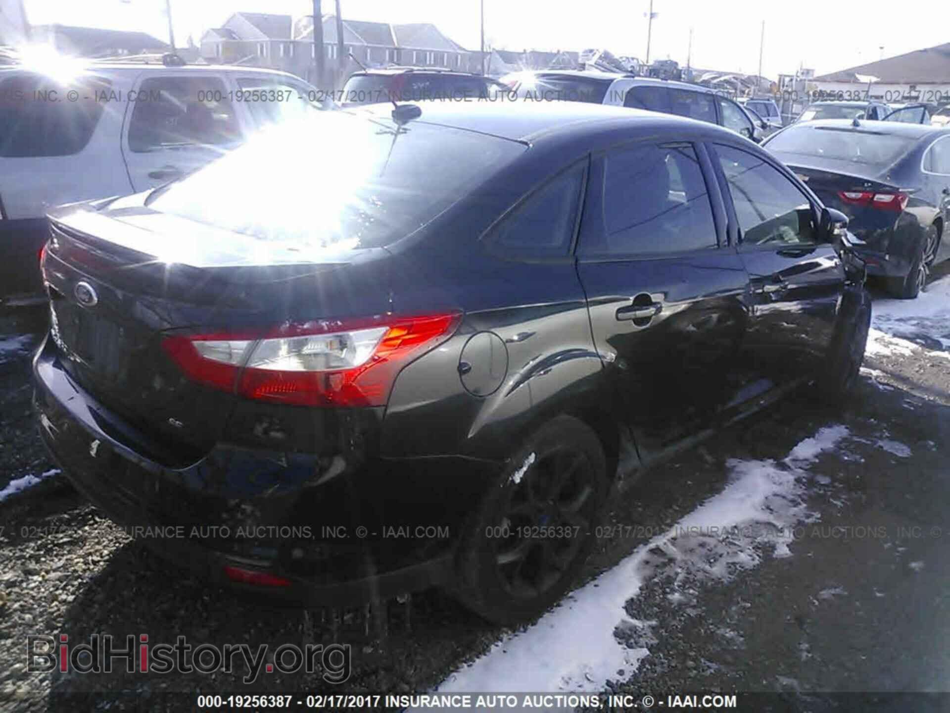 2013 Ford Focus - VIN: 1FADP3F20DL218733 - Photo 4
