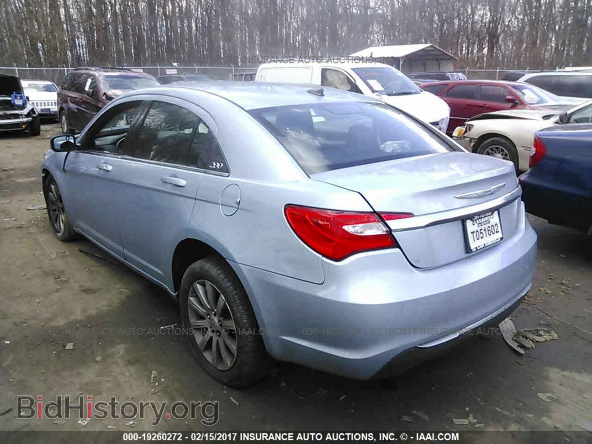 2014 Chrysler 200 - VIN: 1C3CCBBB8EN131965 - Фото 3