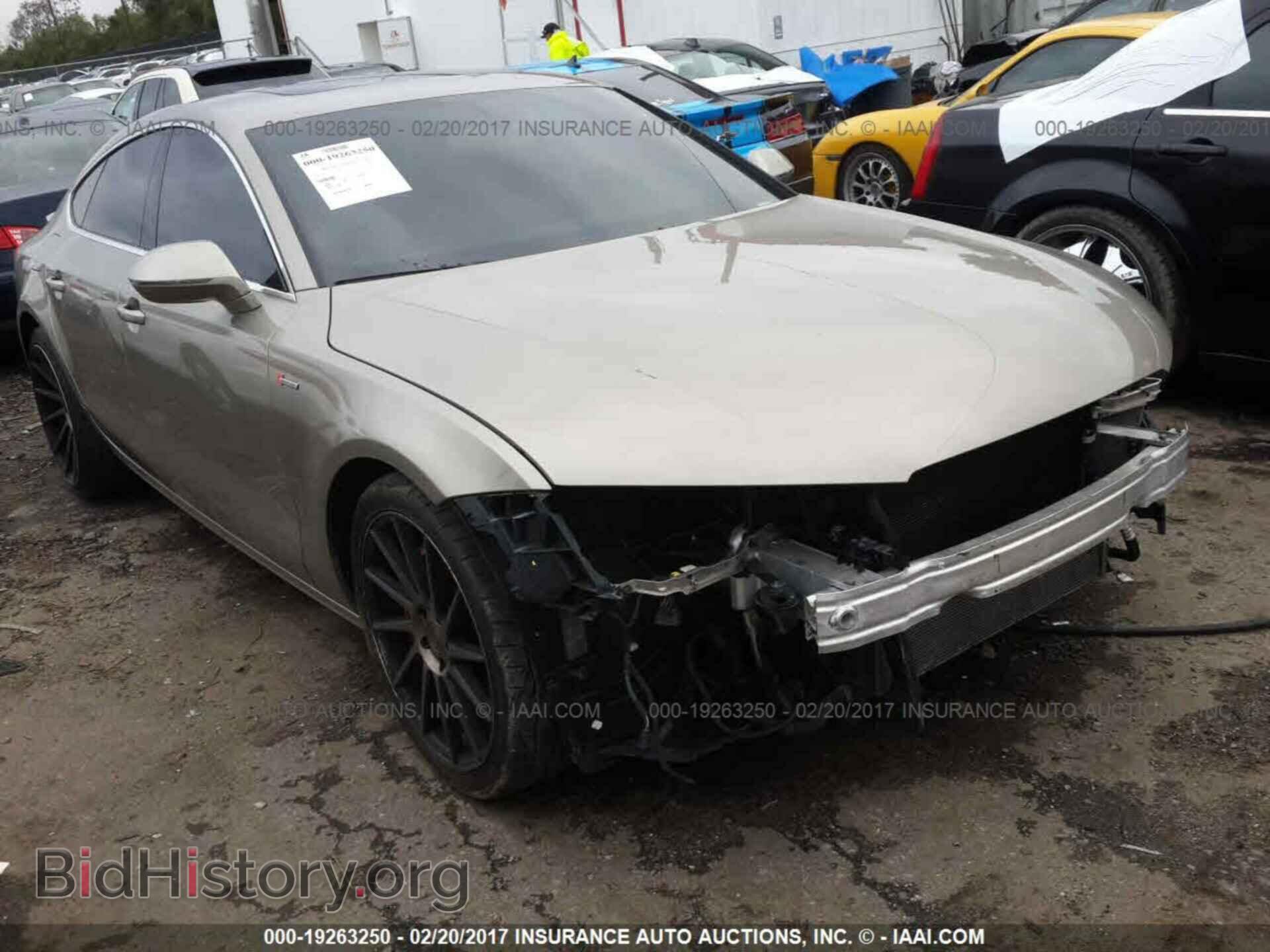 Фотография WAUYGAFC4CN091803 - Audi A7 2012