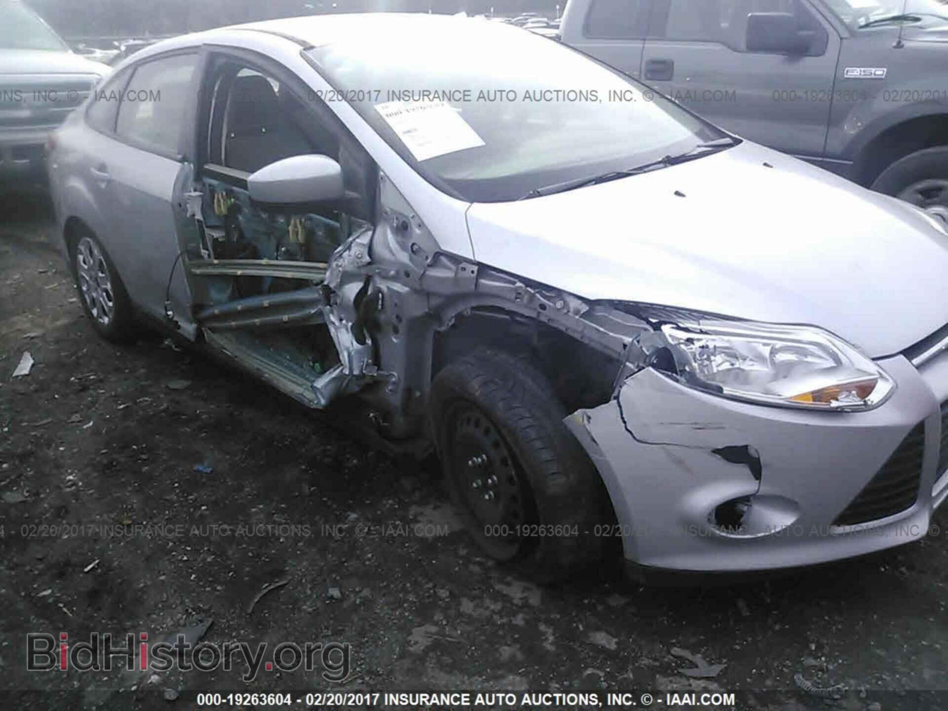 2012 Ford Focus - VIN: 1FAHP3F29CL387391 - Photo 6