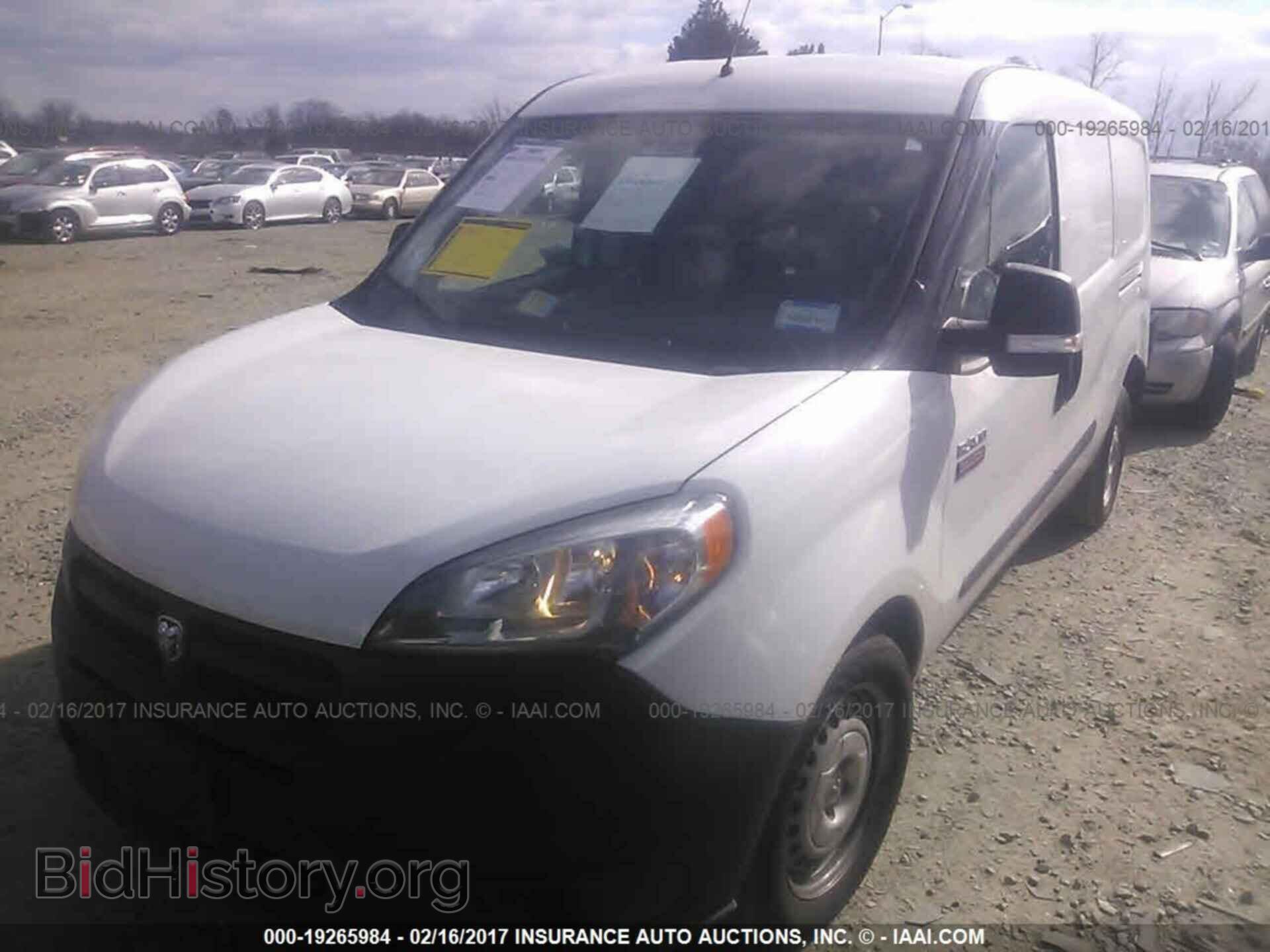 2015 Ram Promaster - VIN: ZFBERFAT0F6960192 - Photo 2
