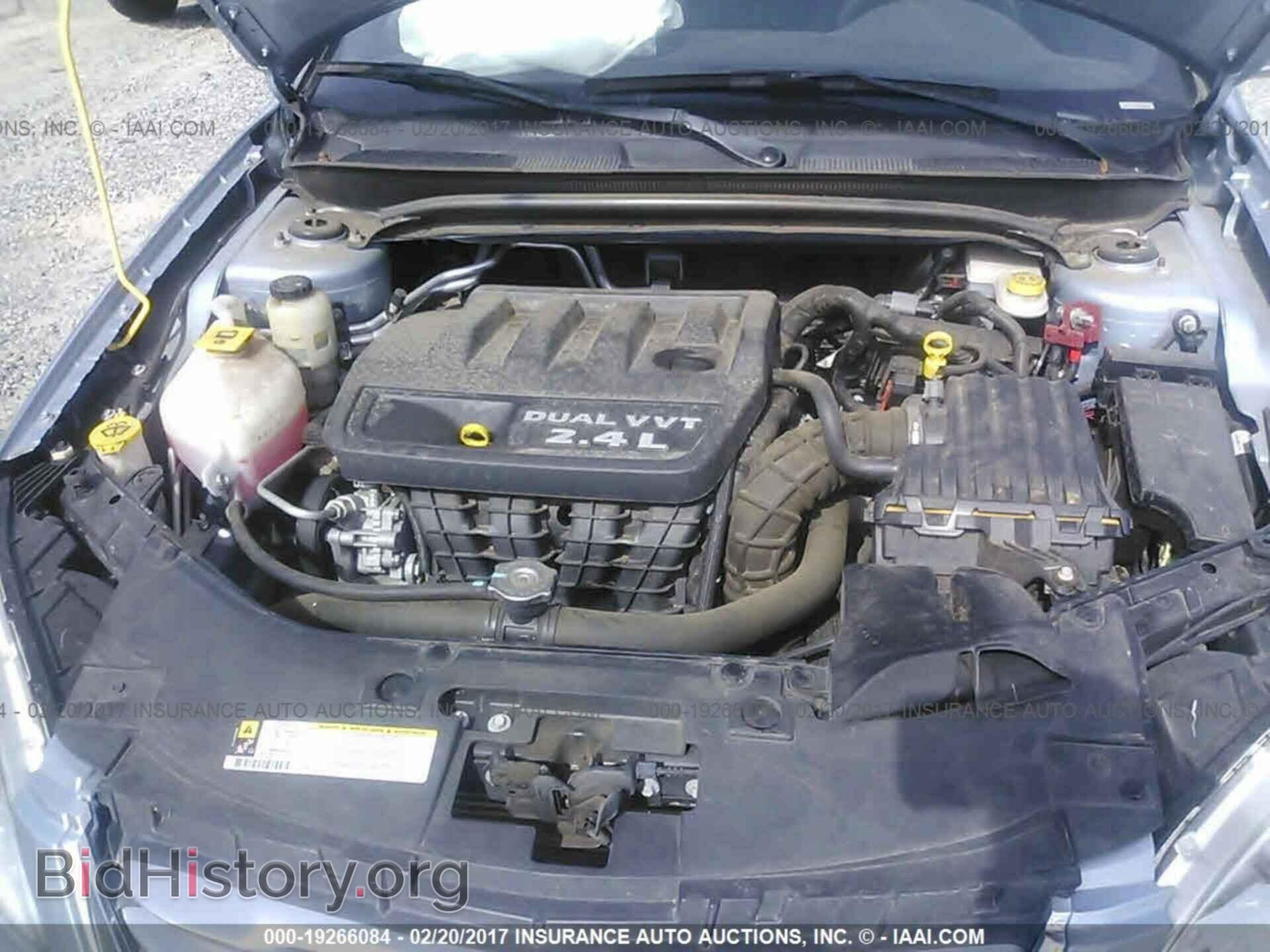 2013 Chrysler 200 - VIN: 1C3CCBAB4DN597005 - Photo 10