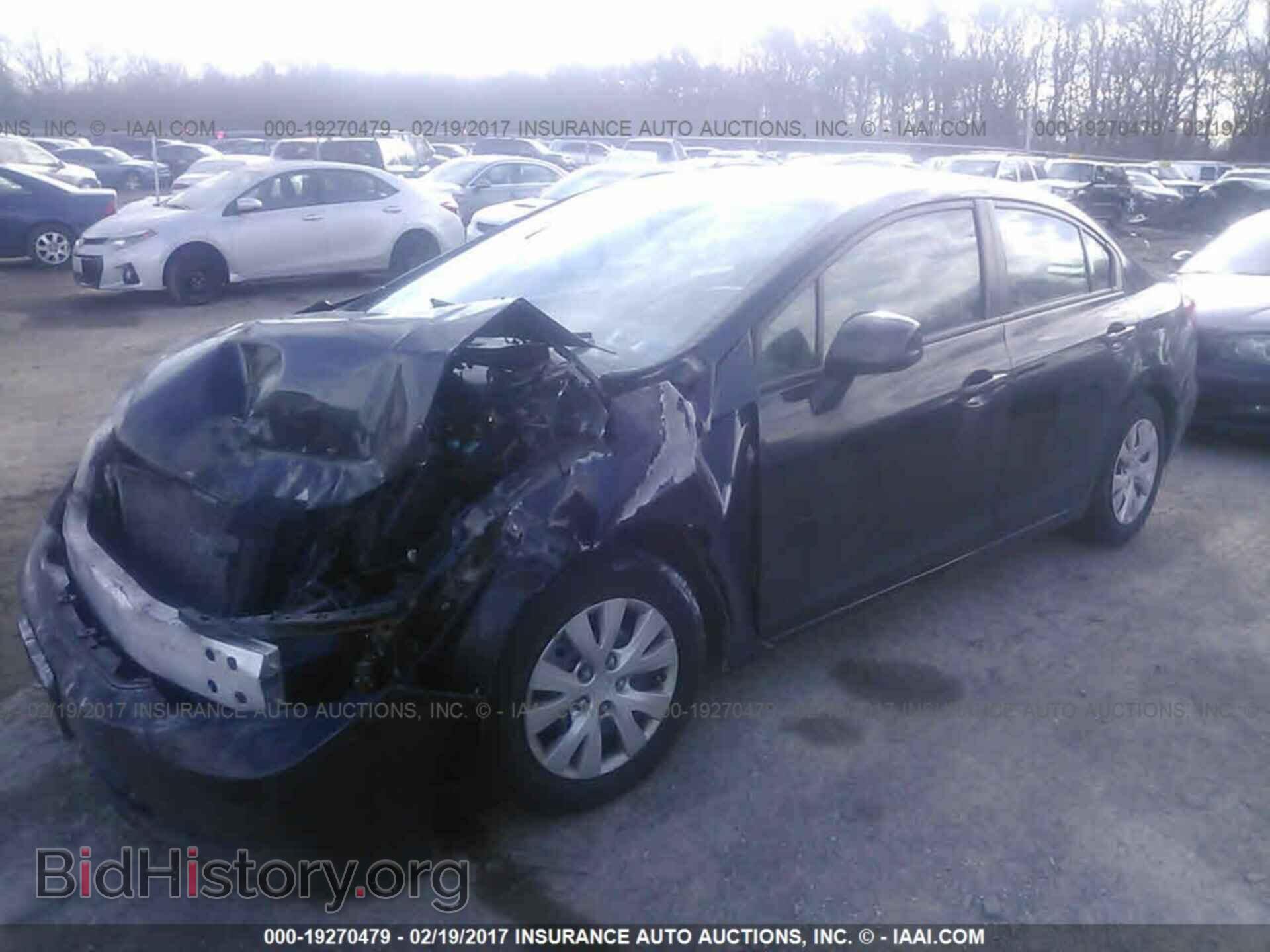 2012 Honda Civic - VIN: 2HGFB2F53CH315735 - Photo 2
