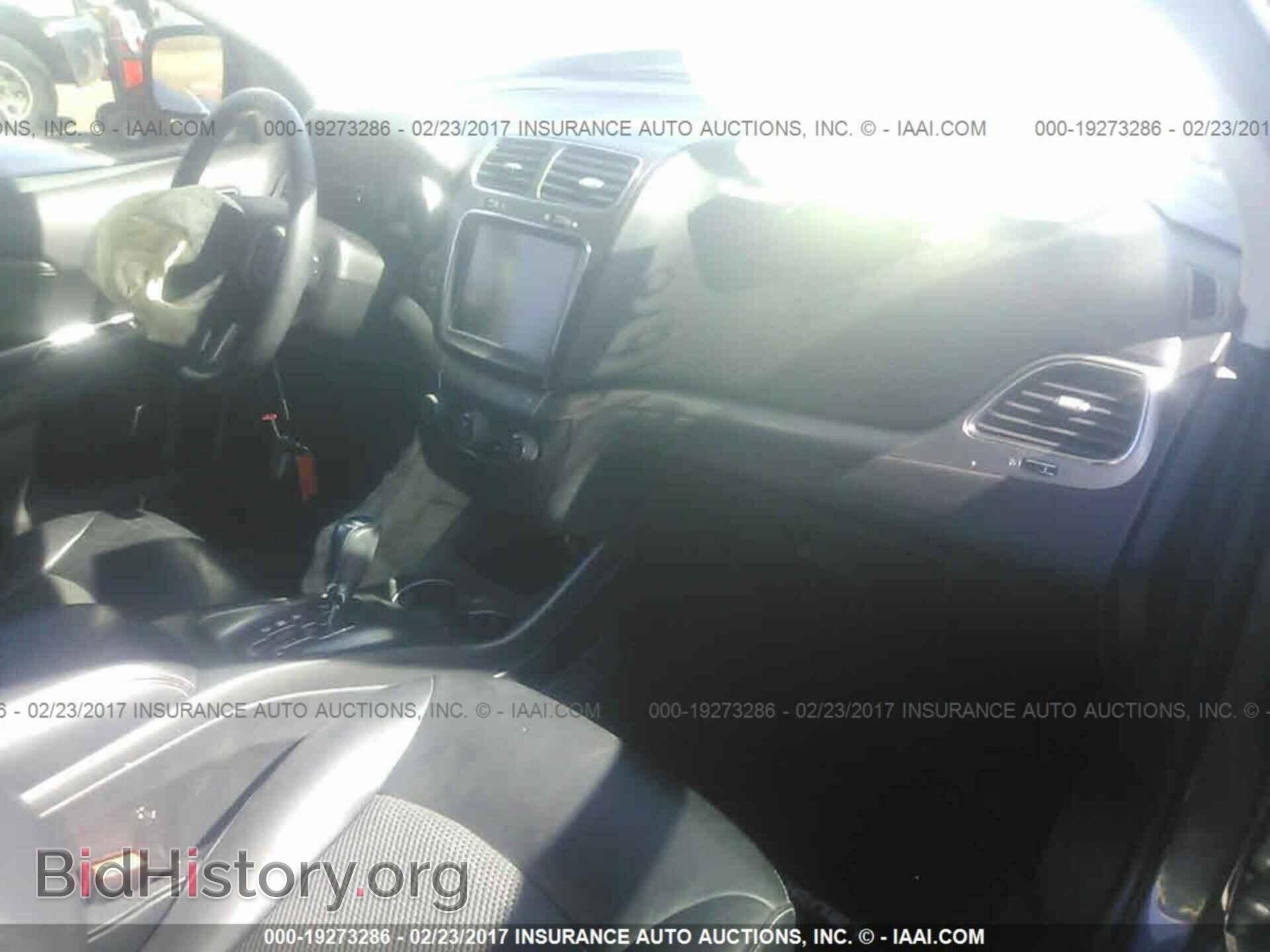 2015 Dodge Journey - VIN: 3C4PDCGG9FT525982 - Photo 5