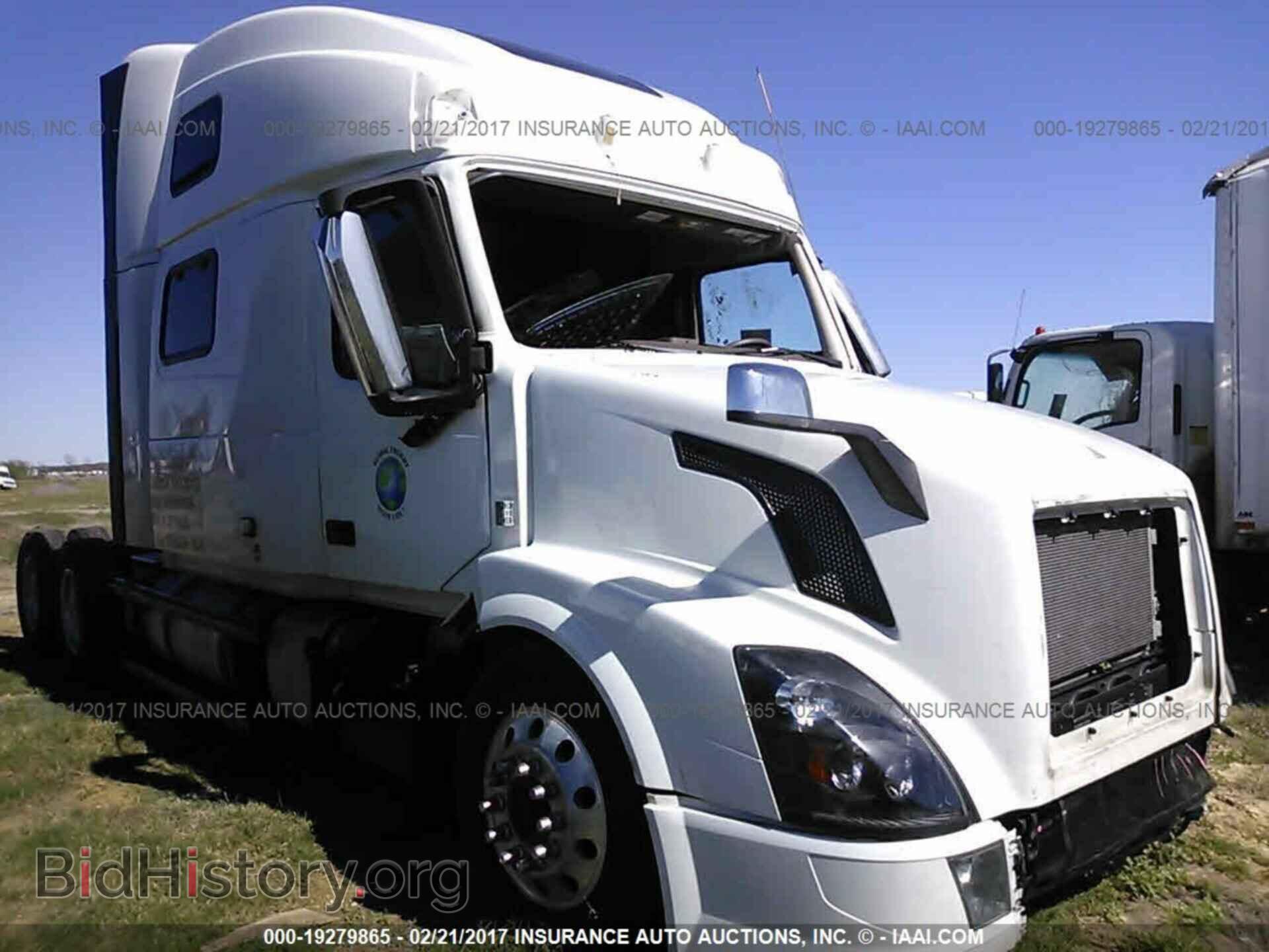 Фотография 4V4NC9EJ4GN960068 - Volvo Vnl 2016