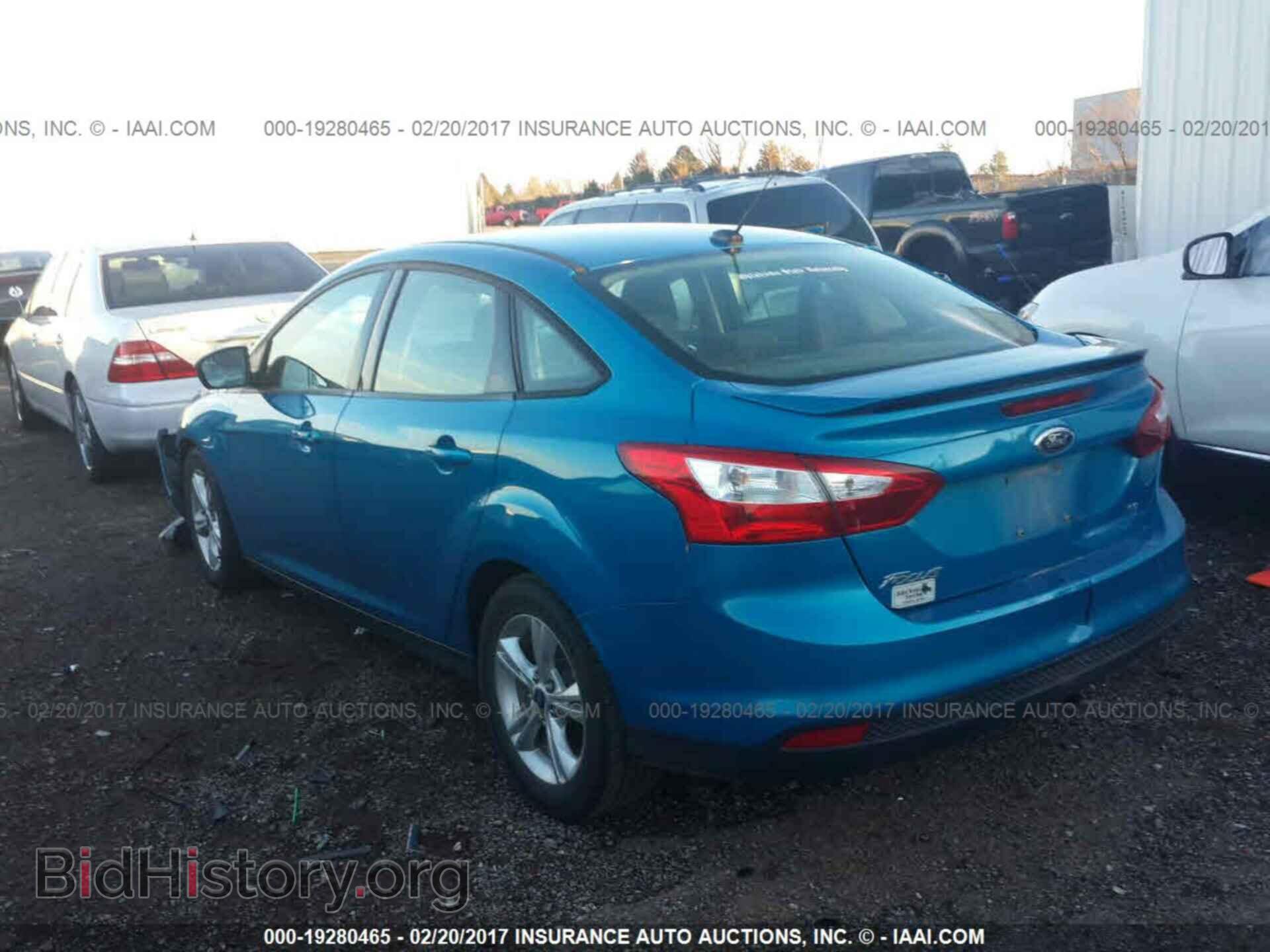 2012 Ford Focus - VIN: 1FAHP3F20CL119832 - Фото 3
