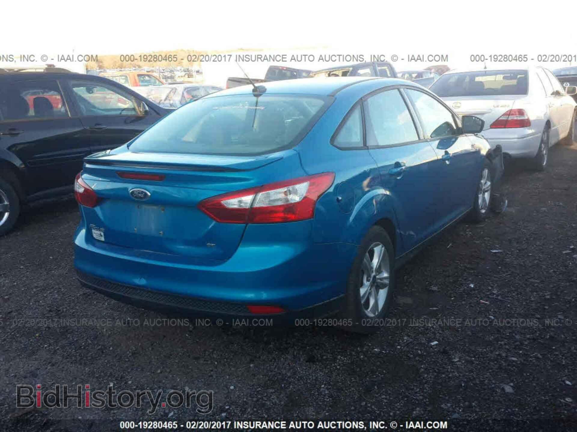 2012 Ford Focus - VIN: 1FAHP3F20CL119832 - Фото 4