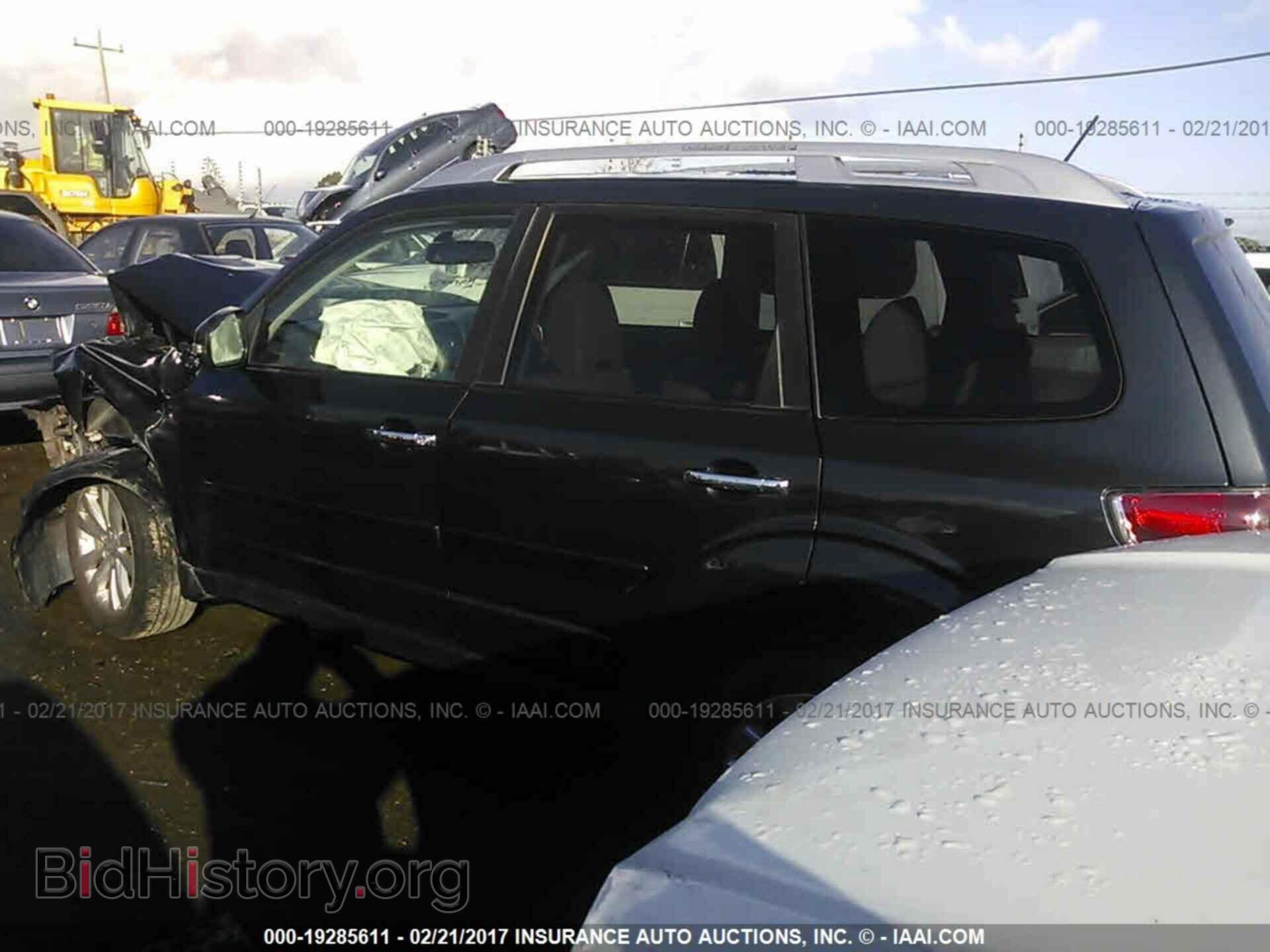 2011 Subaru Forester - VIN: JF2SHBGC6BH764714 - Фото 3