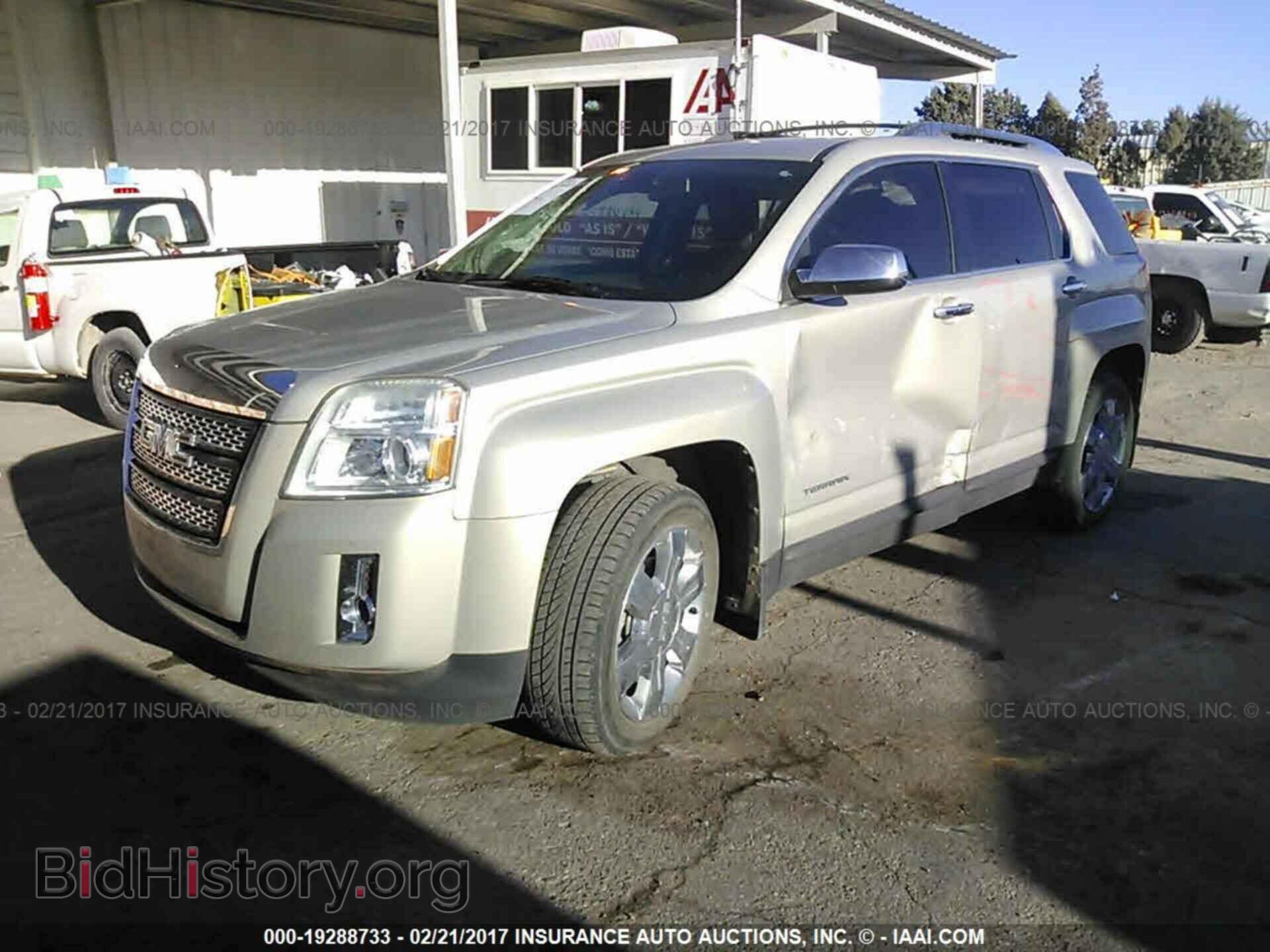 2011 Gmc Terrain - VIN: 2CTFLWE58B6346403 - Фото 2