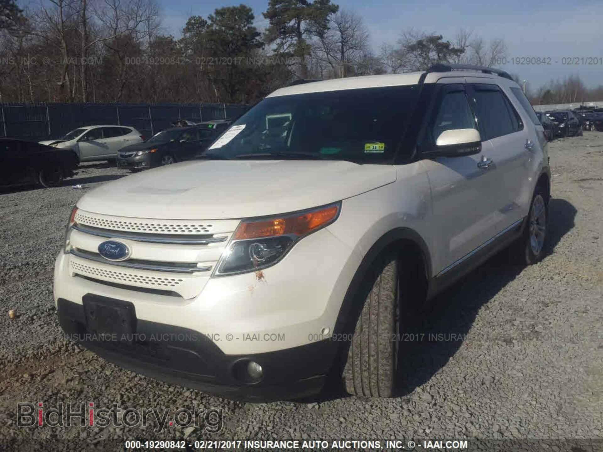 2011 Ford Explorer - VIN: 1FMHK8F84BGA48115 - Фото 2