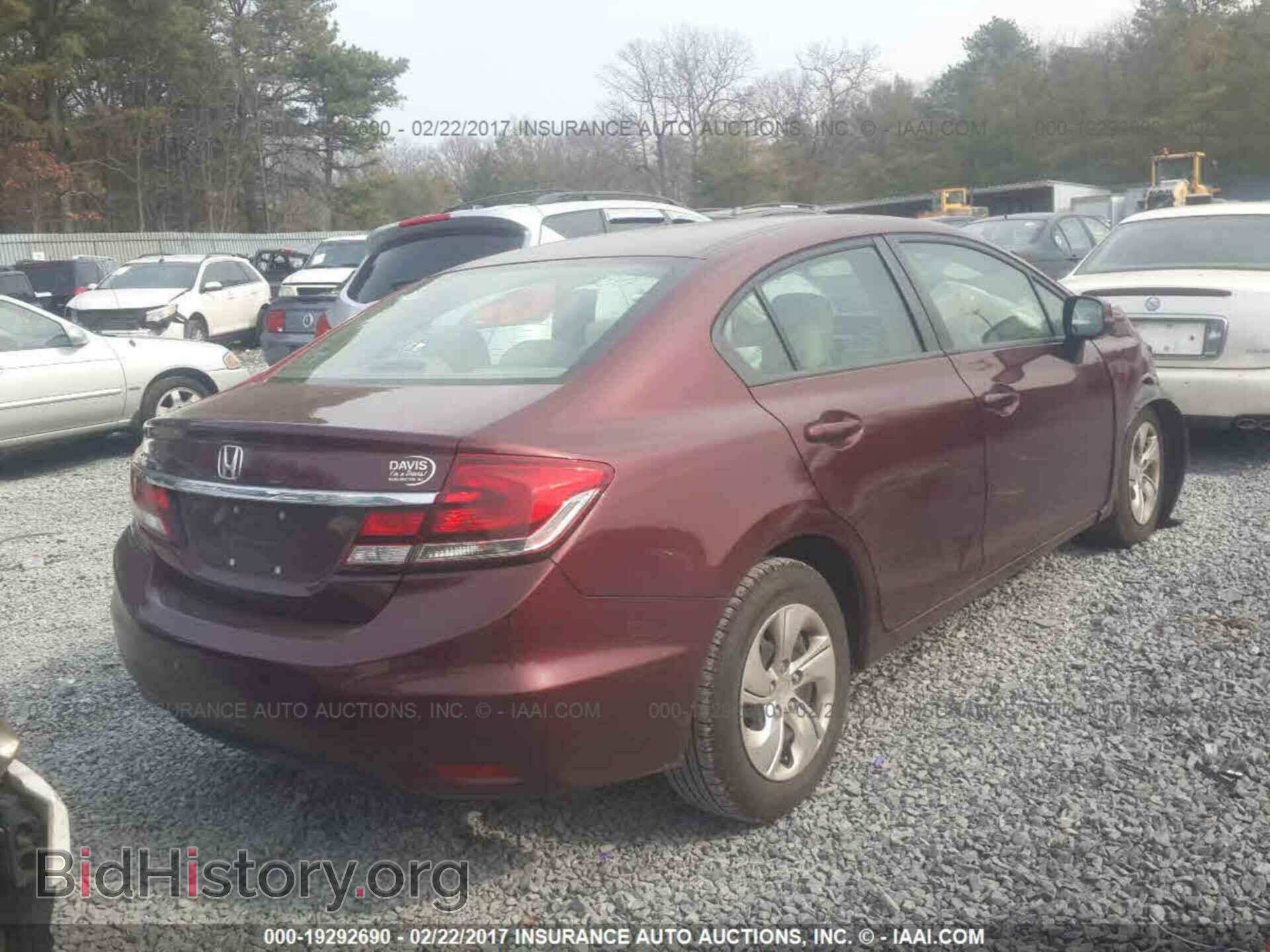2013 Honda Civic - VIN: 19XFB2F57DE256751 - Photo 4