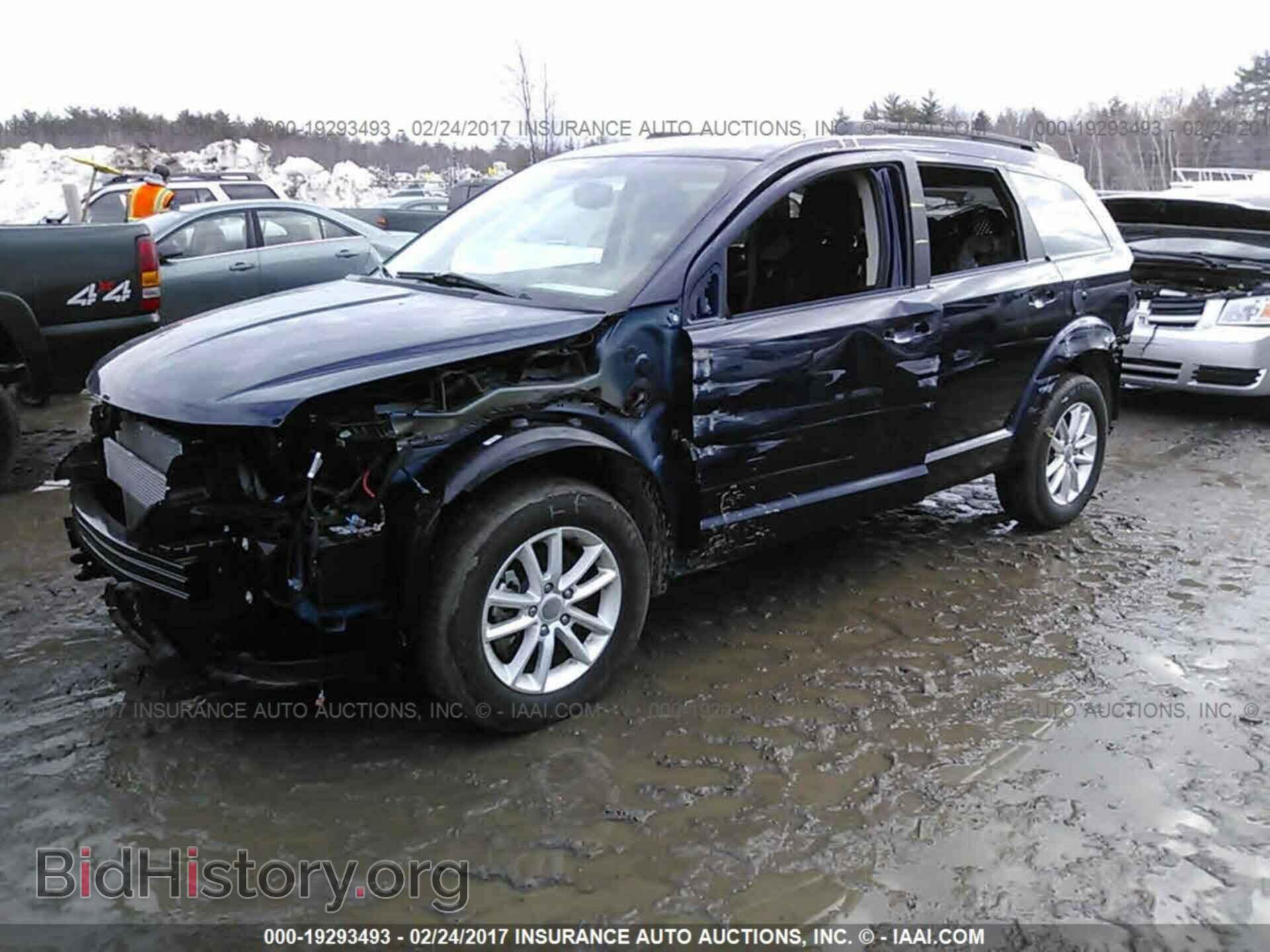 2017 Dodge Journey - VIN: 3C4PDCBG8HT554710 - Фото 2