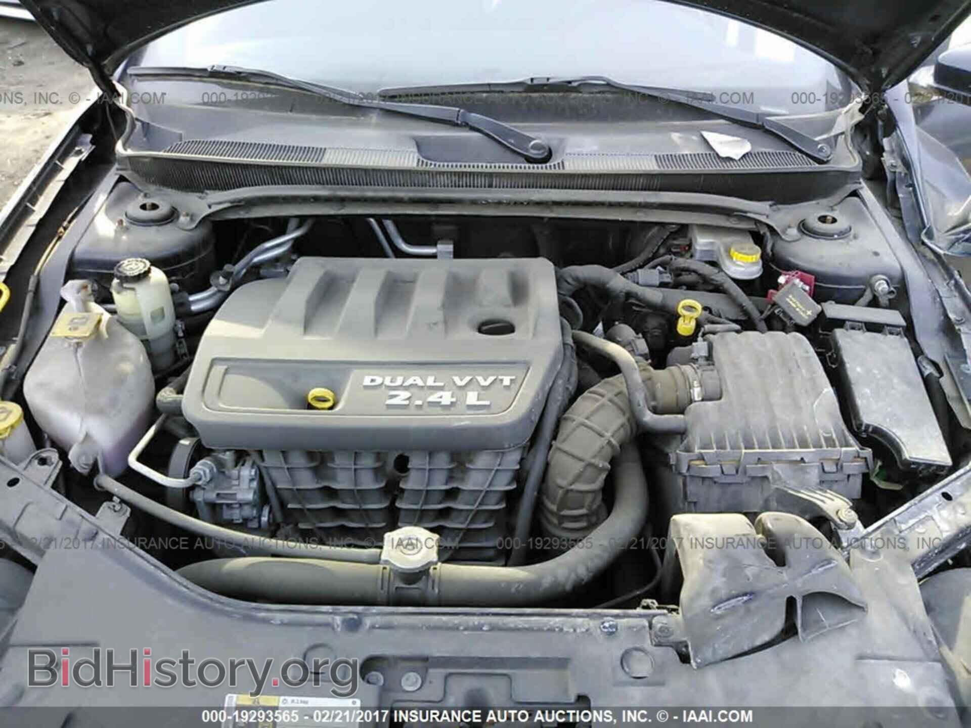 2014 Chrysler 200 - VIN: 1C3CCBBB0EN137758 - Photo 10