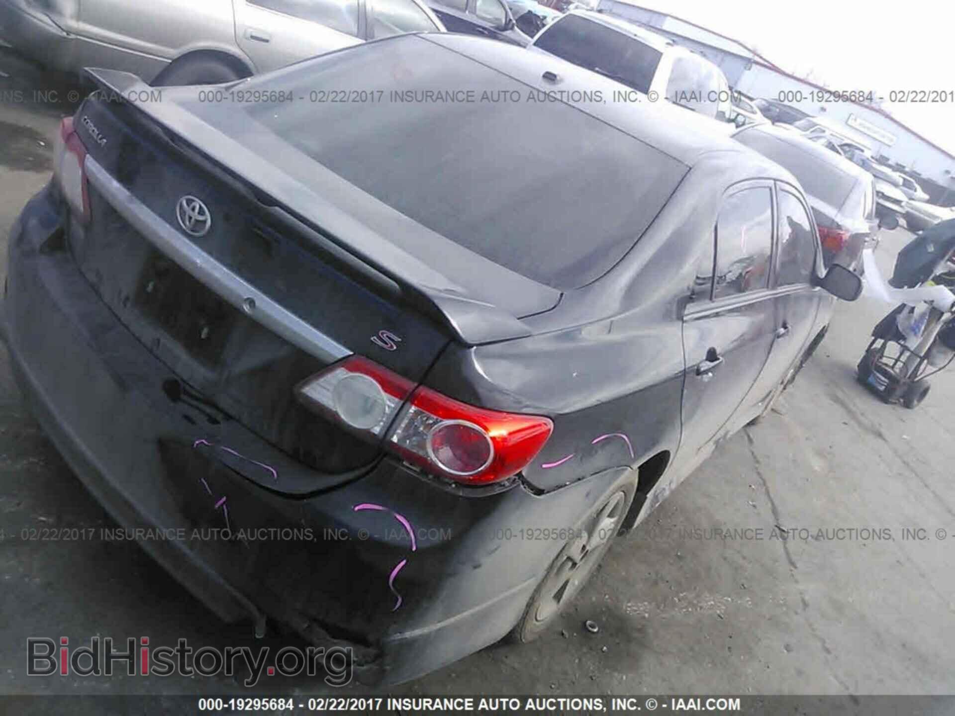 2011 Toyota Corolla - VIN: 2T1BU4EE8BC670140 - Photo 4