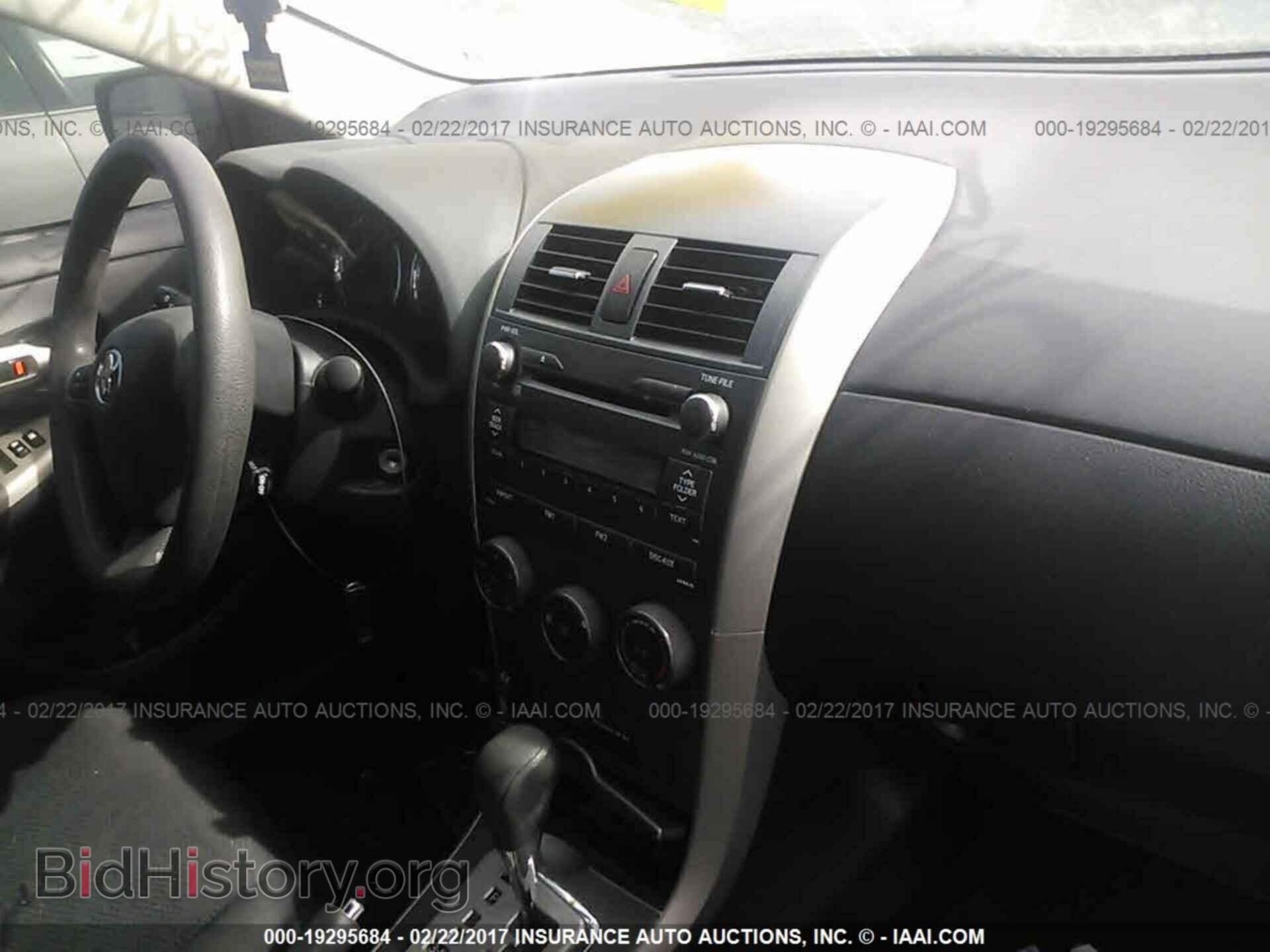 2011 Toyota Corolla - VIN: 2T1BU4EE8BC670140 - Photo 5