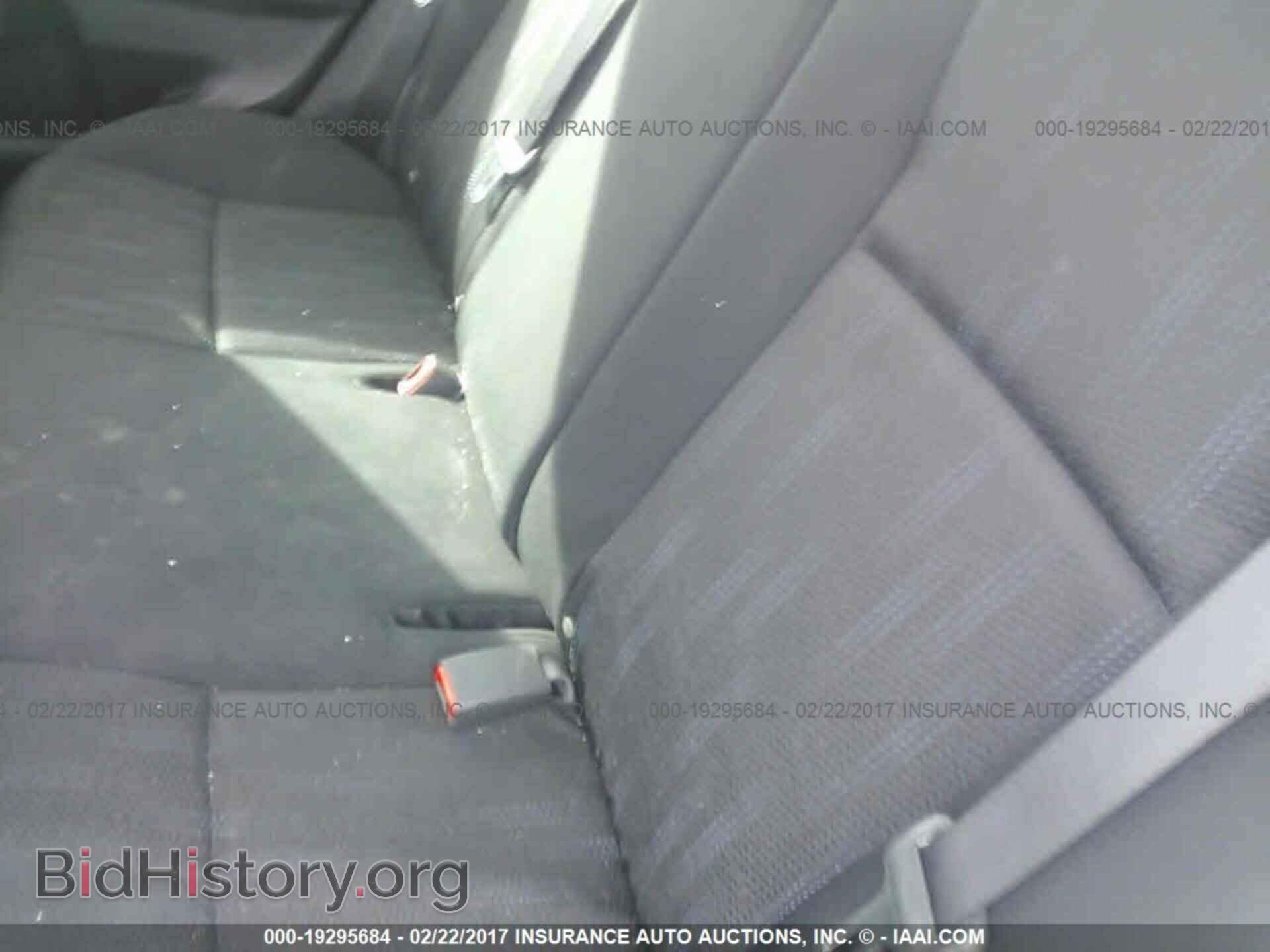 2011 Toyota Corolla - VIN: 2T1BU4EE8BC670140 - Photo 8