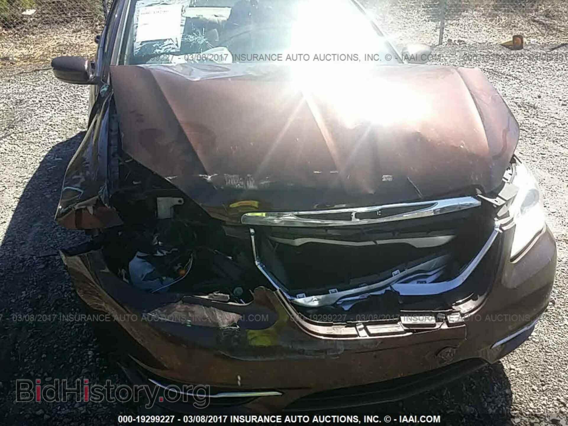 2013 Chrysler 200 - VIN: 1C3CCBBB8DN611860 - Photo 6