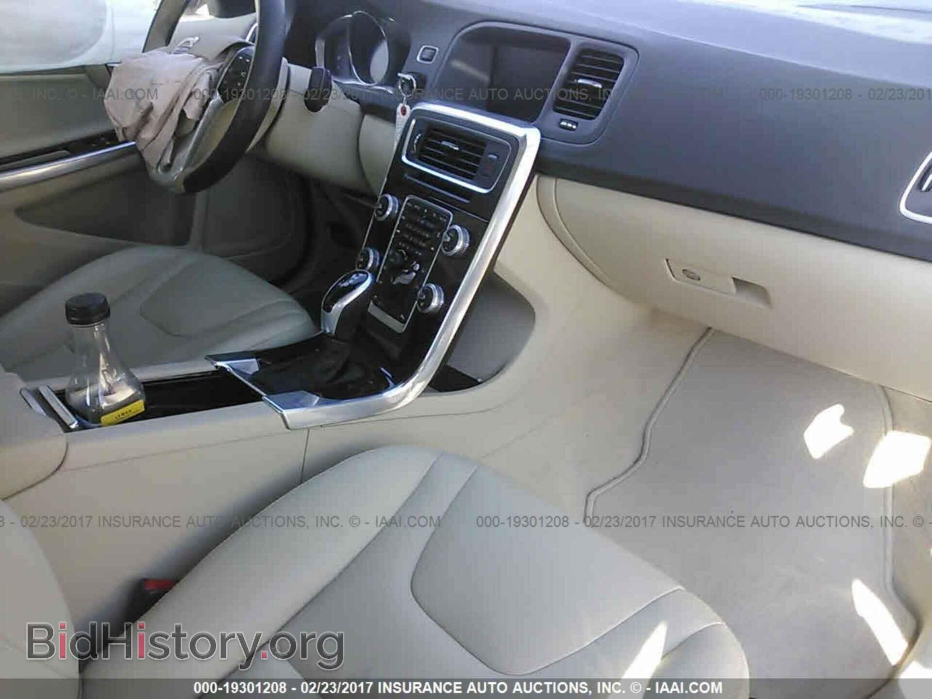 2015 Volvo S60 - VIN: YV1612TK9F1344584 - Фото 5