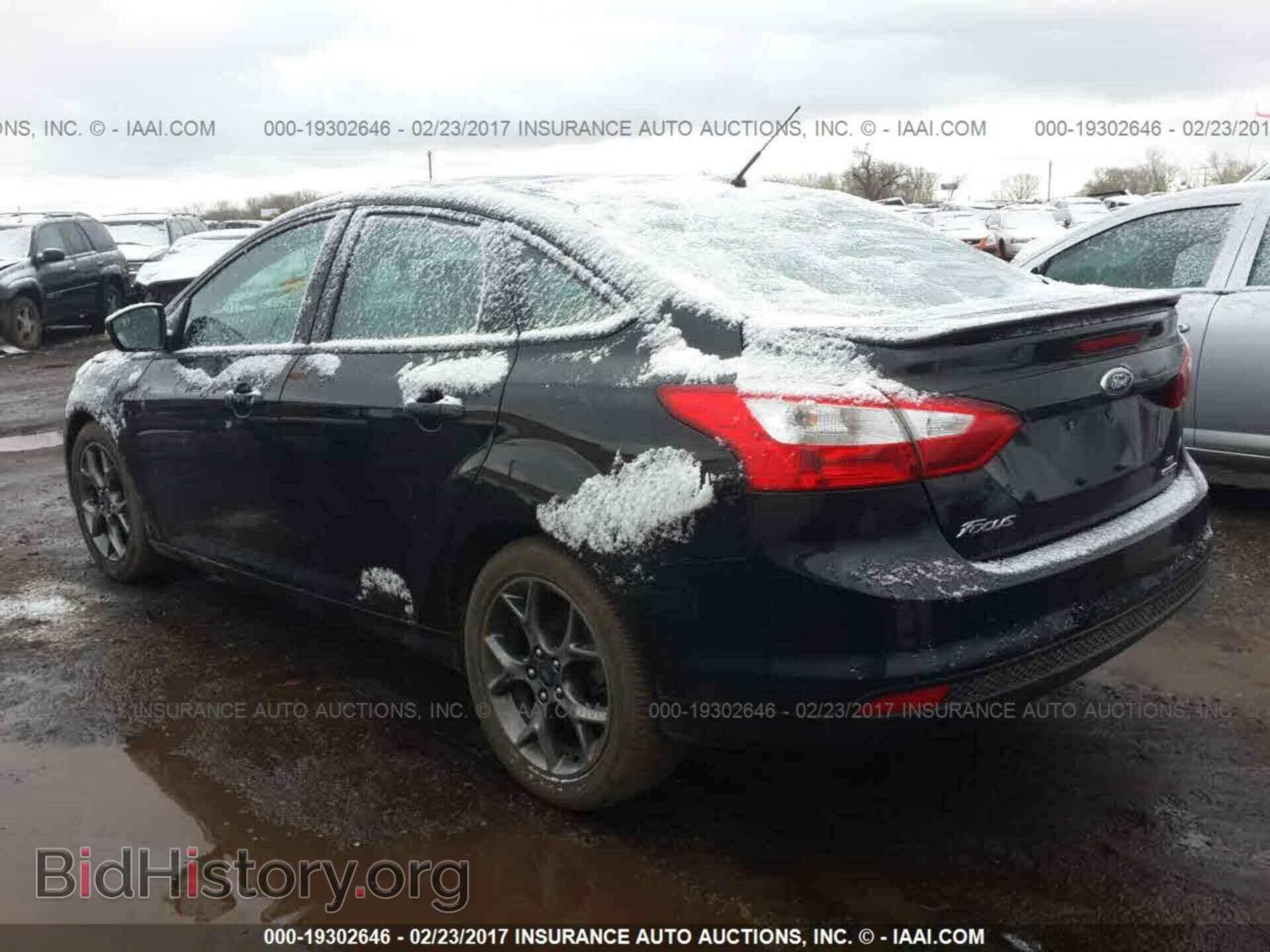 2013 Ford Focus - VIN: 1FADP3F28DL308518 - Photo 3