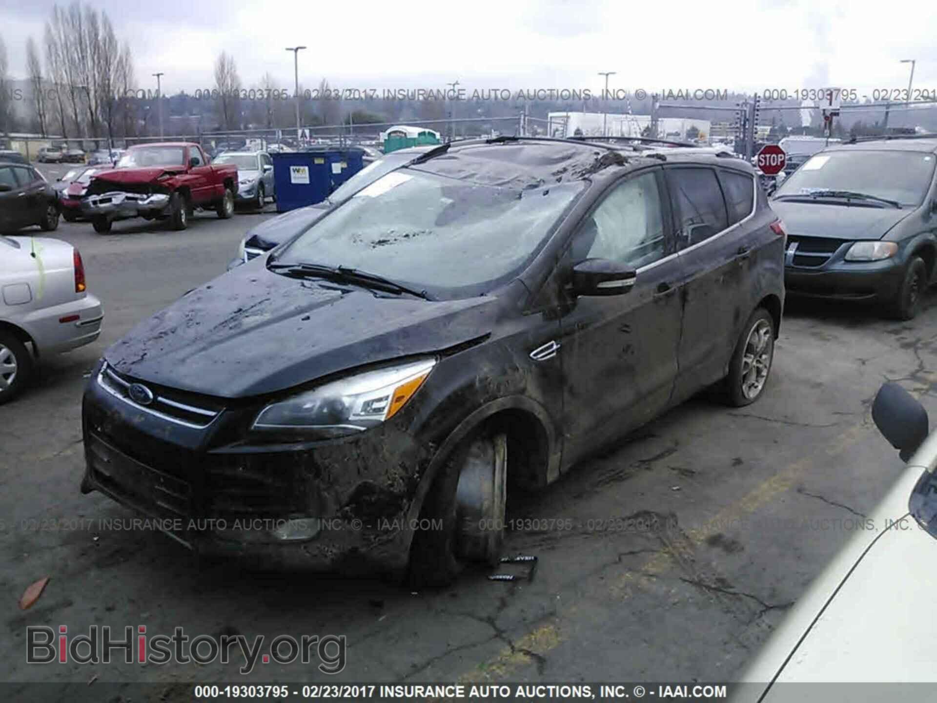 2013 Ford Escape - VIN: 1FMCU9J96DUD70656 - Photo 2